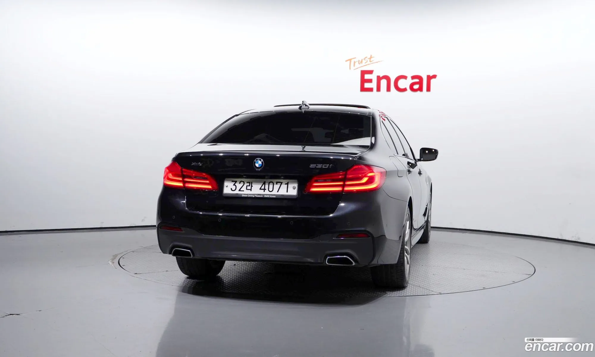 BMW 5 Series G30 530I xDrive M Sports - фотография 8291477