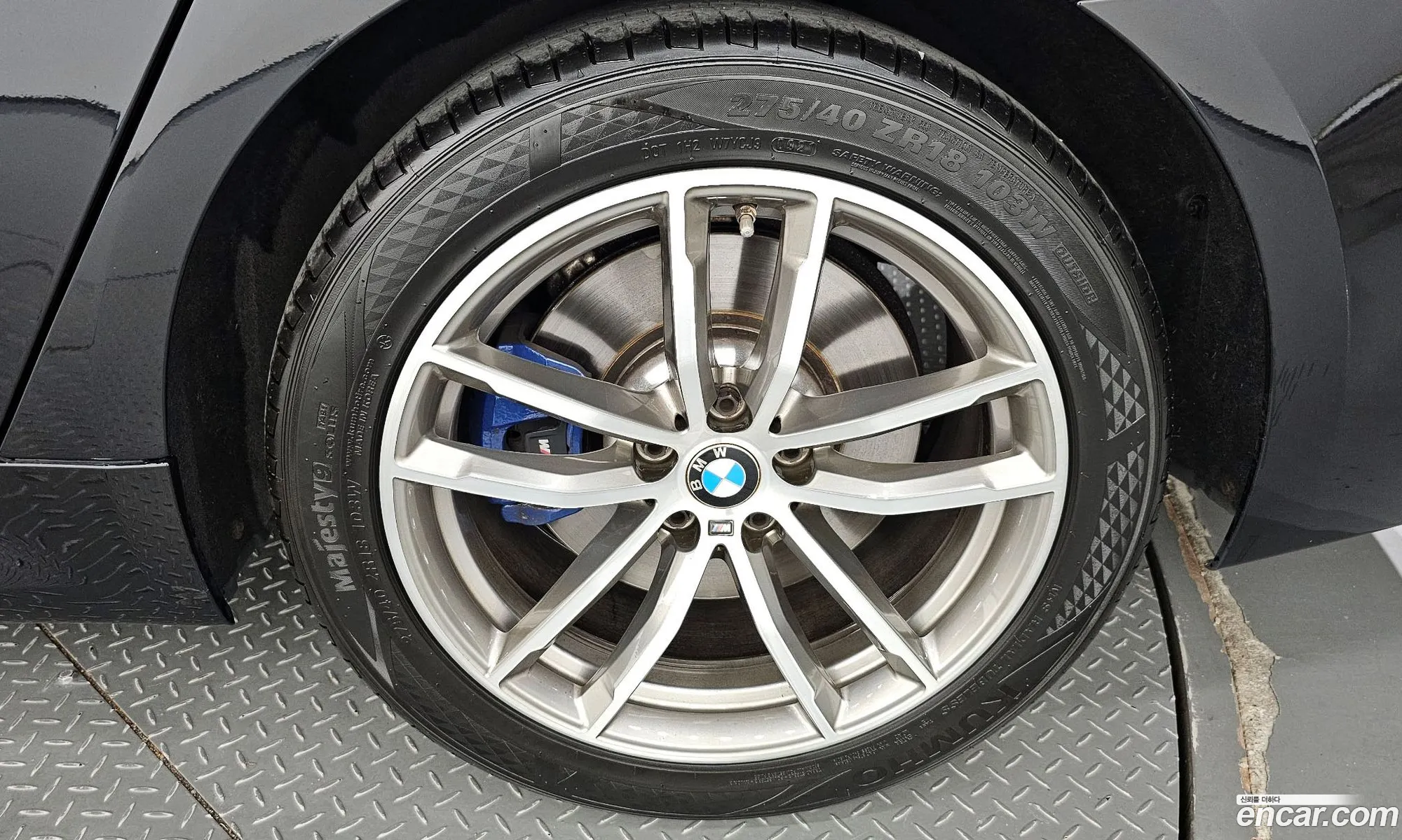 BMW 5 Series G30 530I xDrive M Sports - фотография 8291478