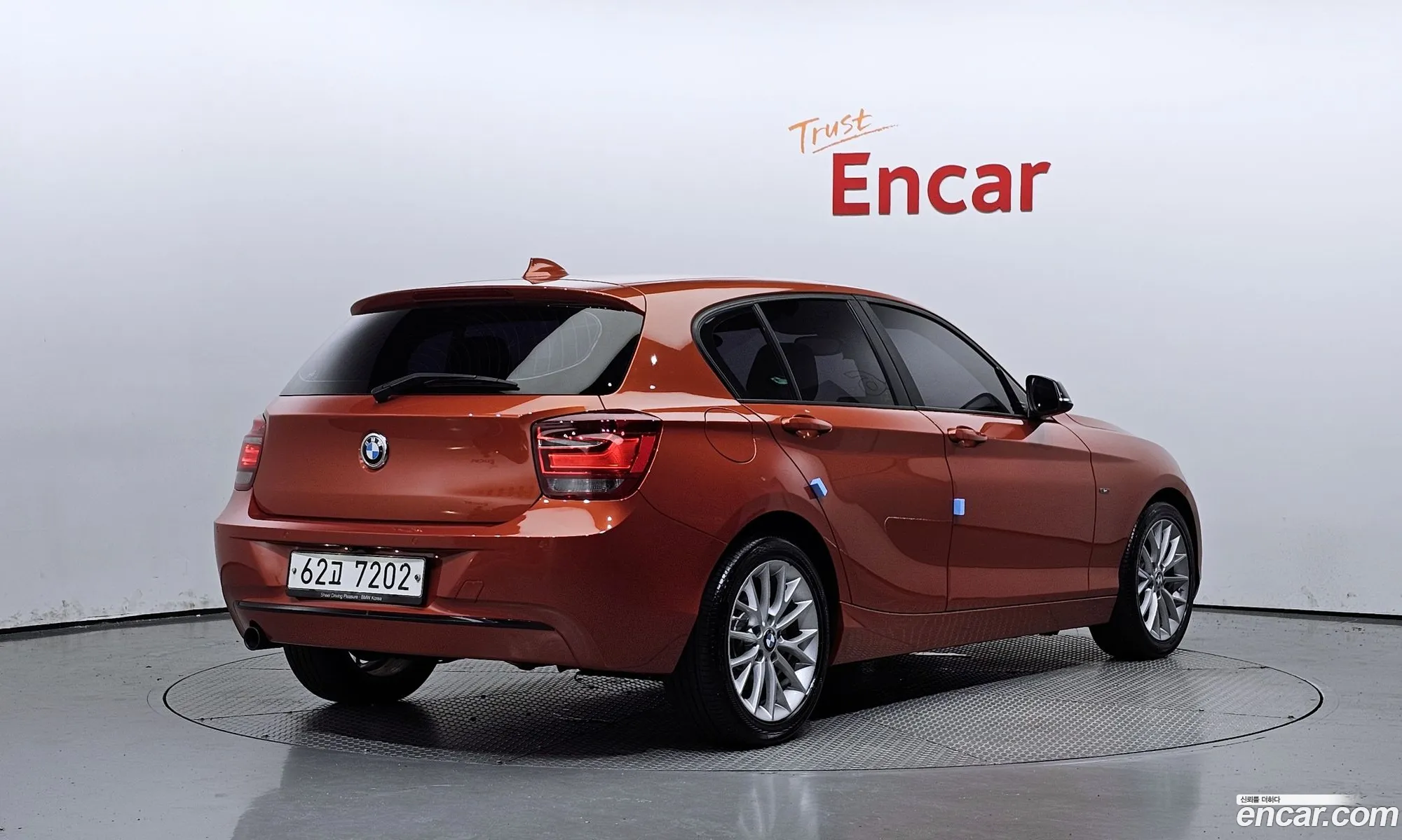 BMW 1 Series F20 118D Sports 5-Door - фотография 12523932