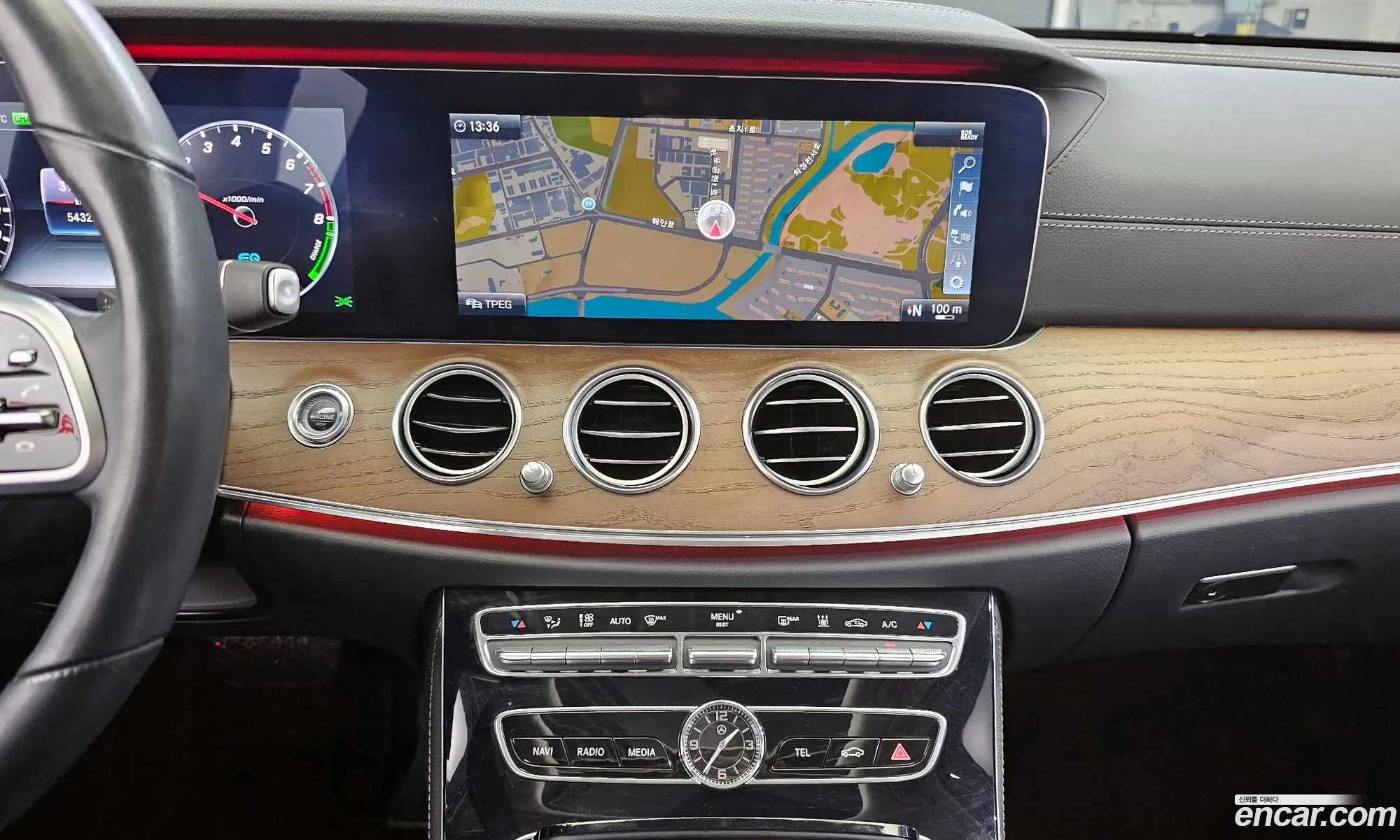 E-Class W213E300E Exclusive - фотография 18472238