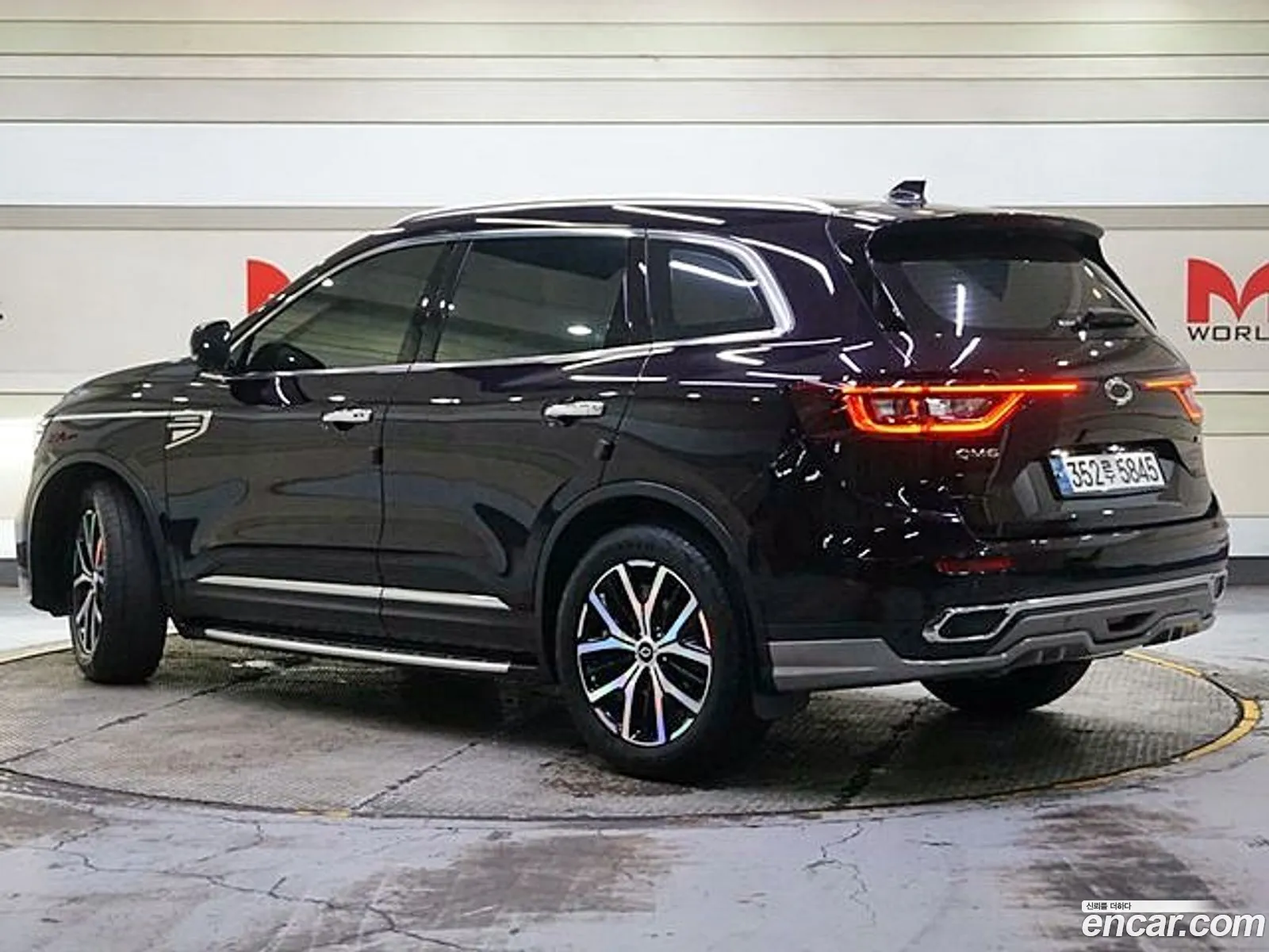 Renault Korea Samsung The New Qm6 20 Lpe Re Signature 2Wd - фотография 7514202
