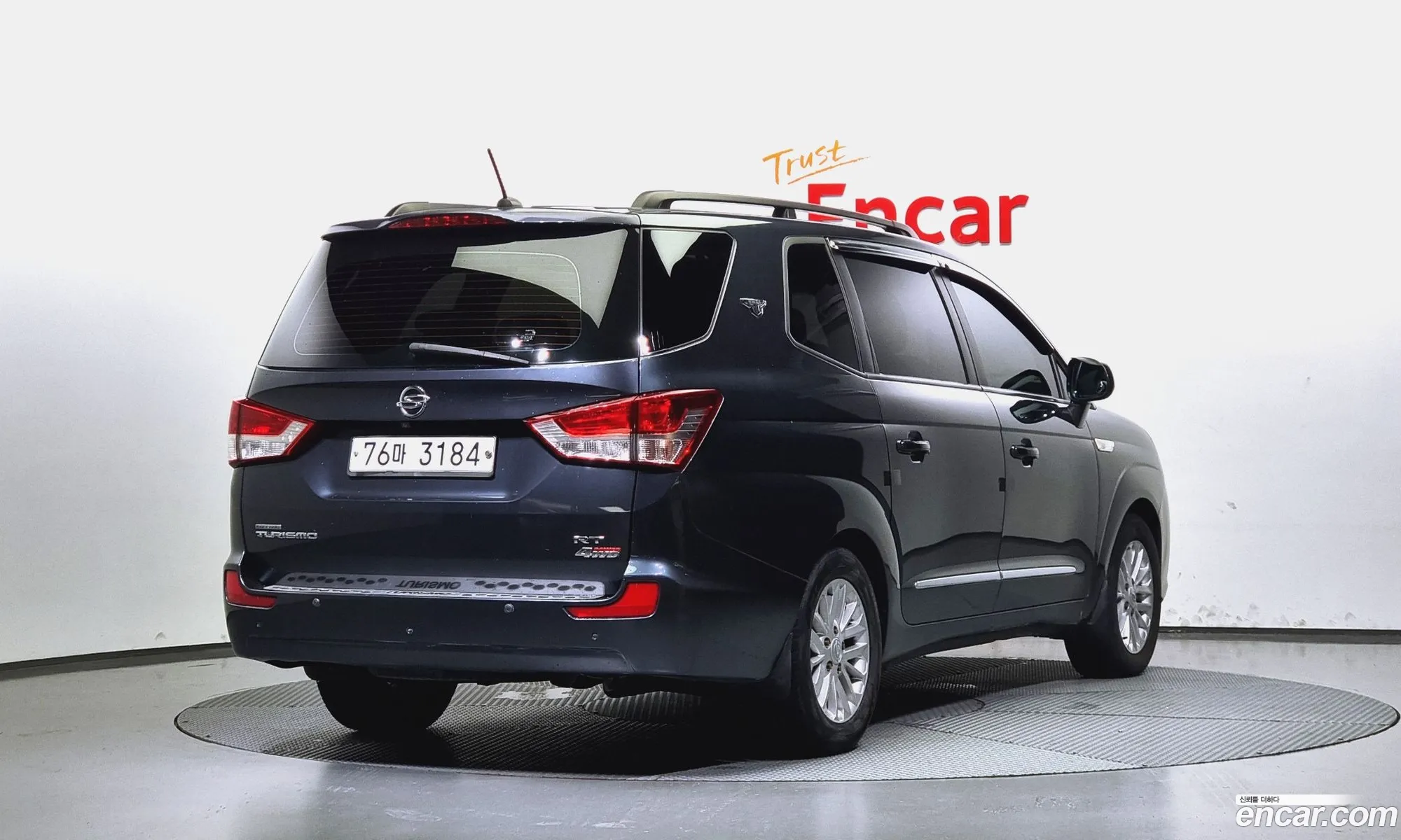 Kg Mobility Ssangyong Korando Turismo 4Wd Rt 11-Seater - фотография 7294303