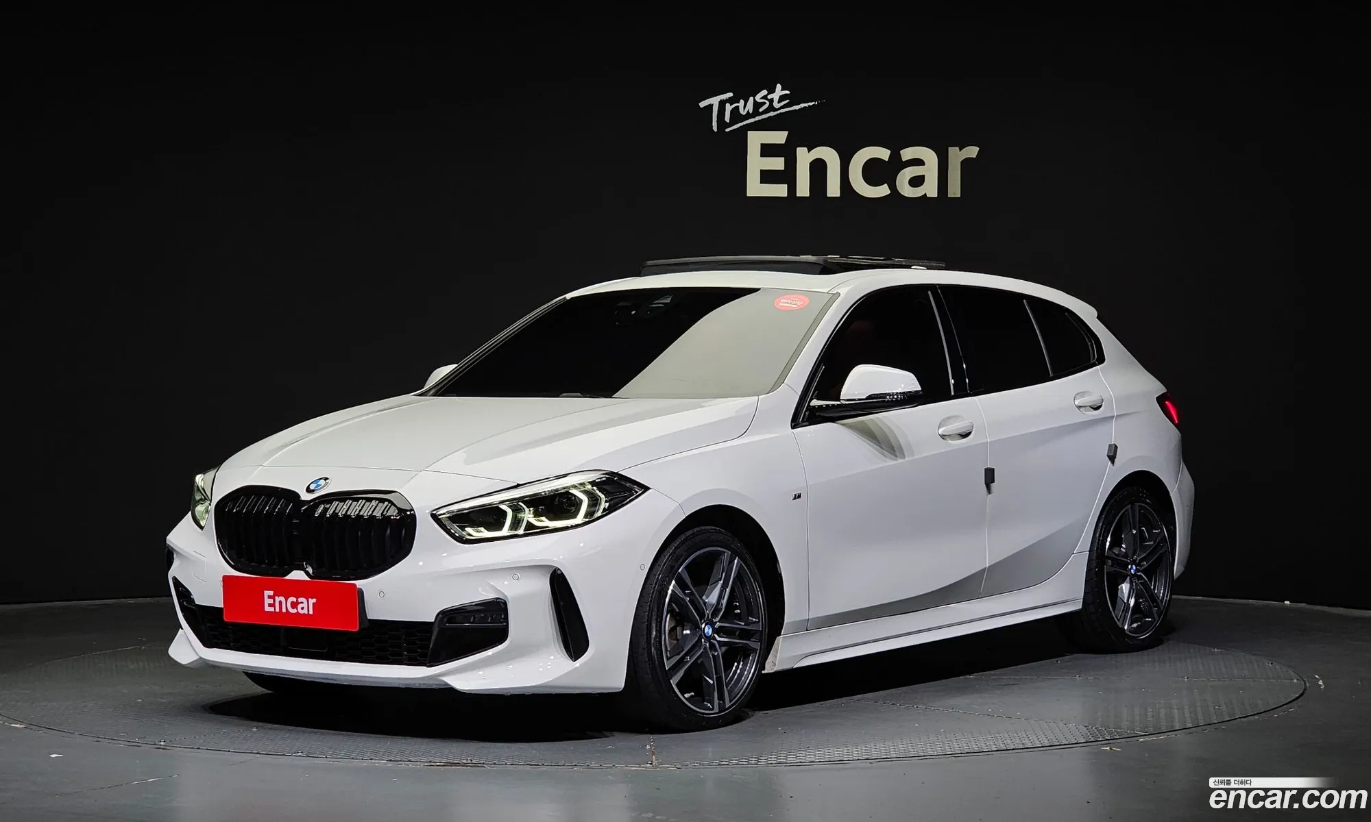 BMW 1 Series F40 118D M Sports - фотография 6615486