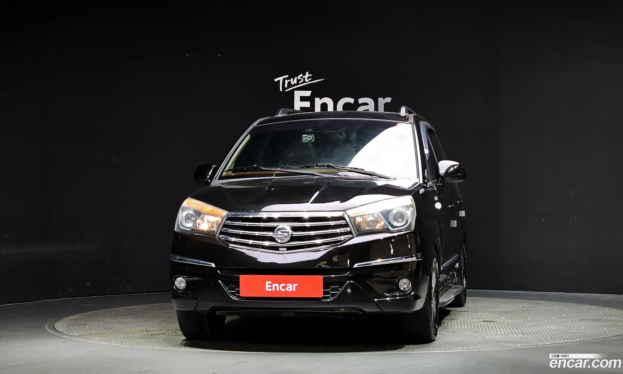 Kg Mobility Ssangyong Korando Turismo 4Wd Gt 9-Seater - фотография 7389404