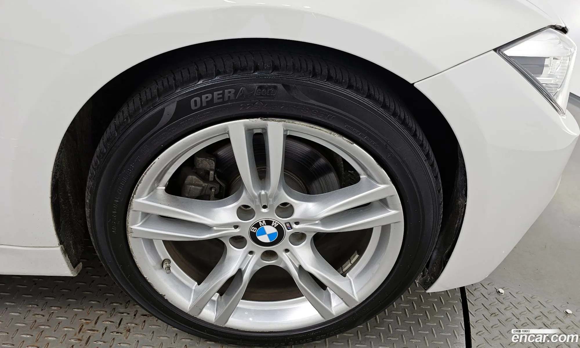 BMW 3 Series F30 330I M Sports Shadow - фотография 12523280