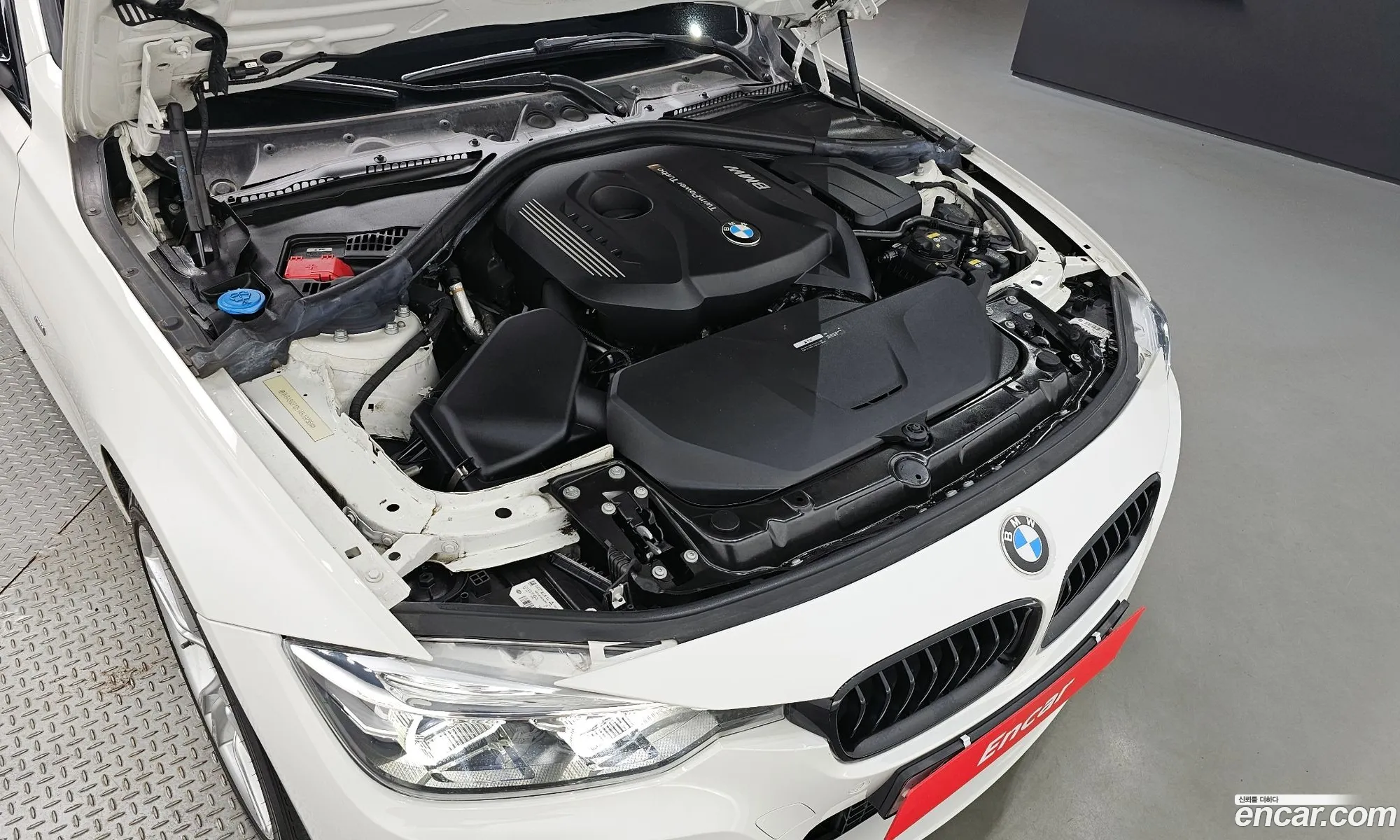 BMW 3 Series F30 330I M Sports Shadow - фотография 12523281