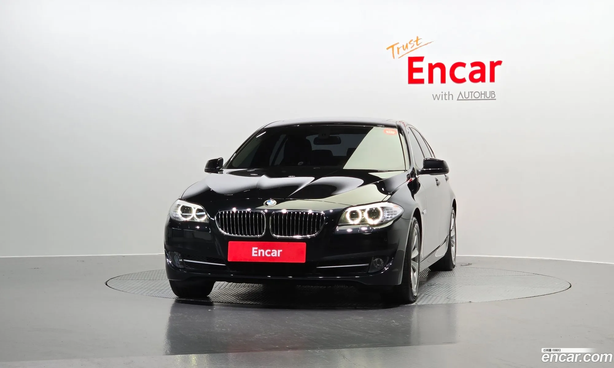 BMW 5 Series F10 520D - фотография 8291464