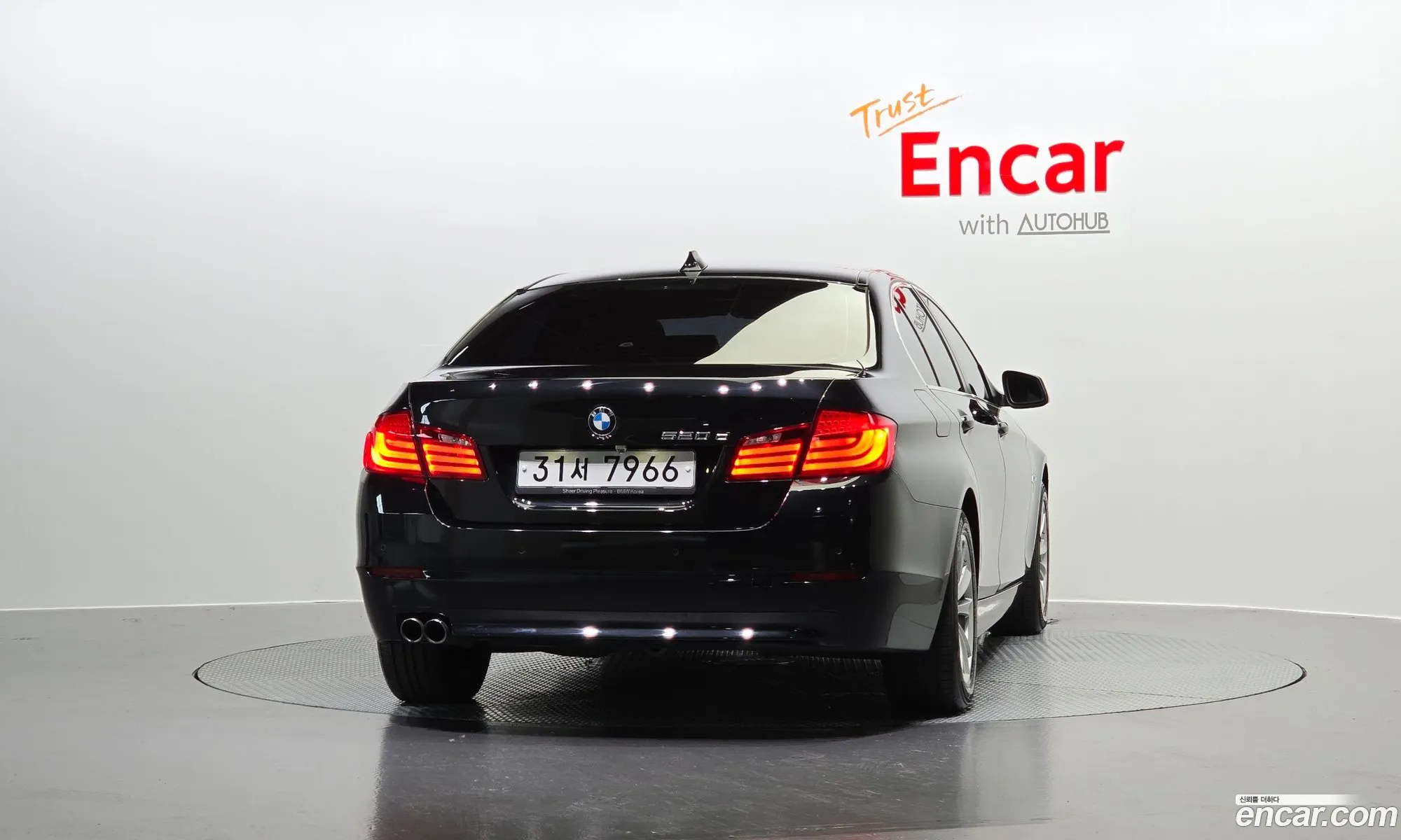 BMW 5 Series F10 520D - фотография 8291465