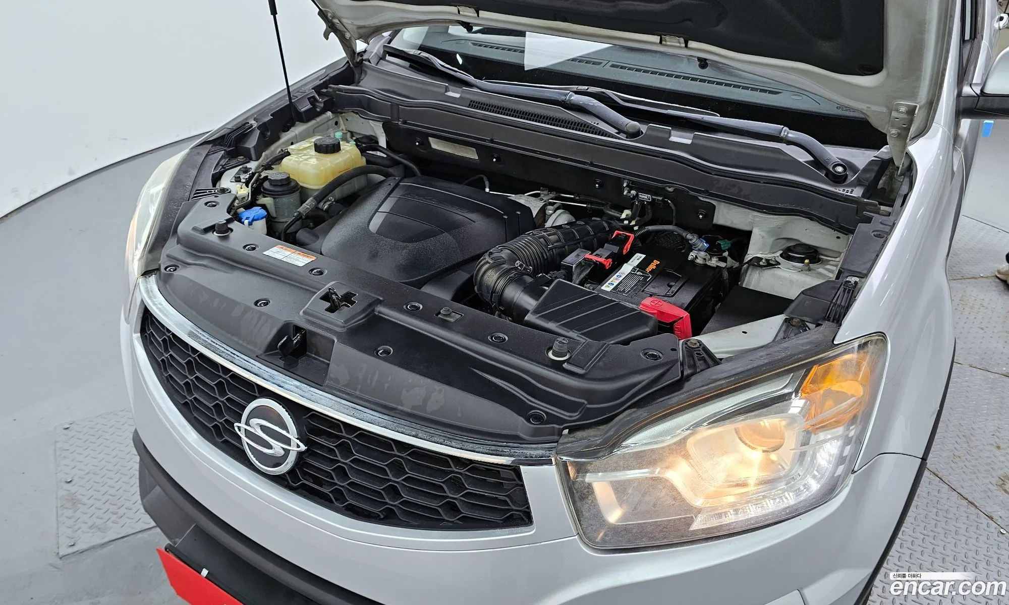 Kg Mobility Ssangyong New Korando C 20 Cvt 2Wd High-End Model - фотография 6850472