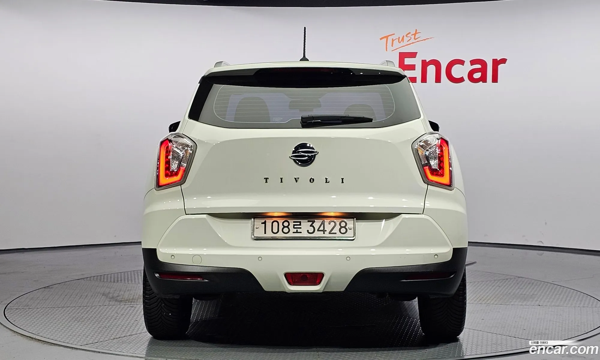 Kg Mobility Ssangyong Tivoli Armor Diesel Vx 2Wd - фотография 7498121