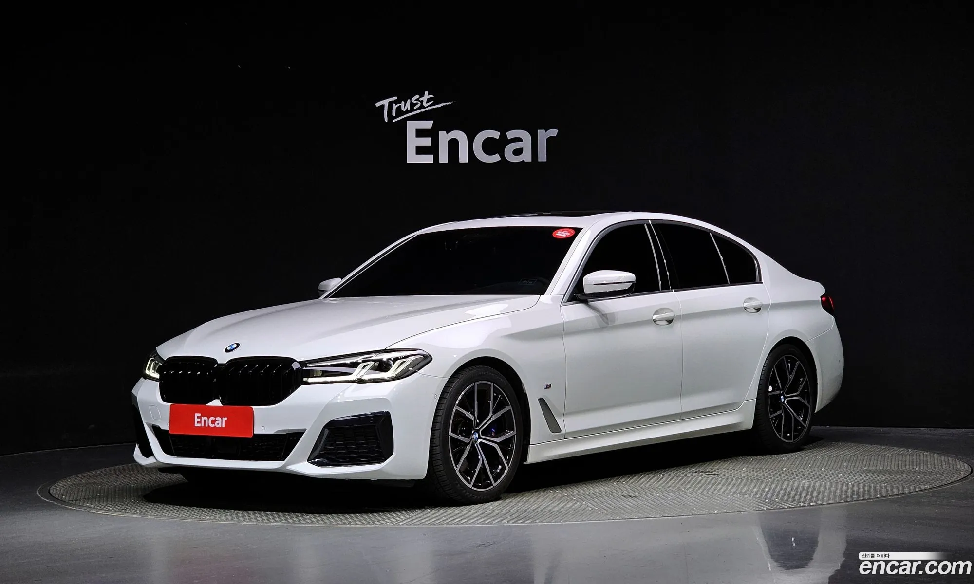 BMW 5 Series G30 530I xDrive M Sports - фотография 8291450