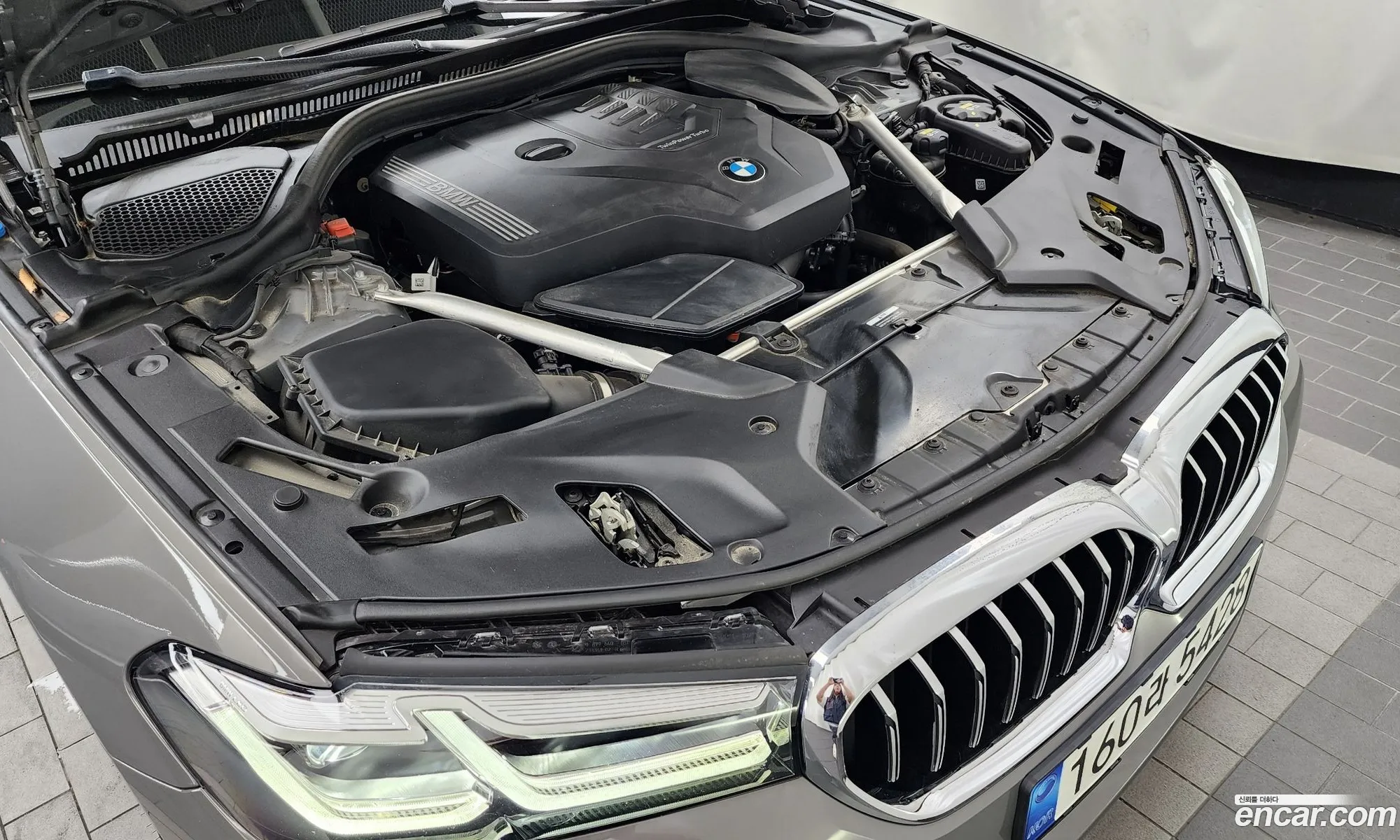 BMW 5 Series G30 520I M Sports - фотография 14027317