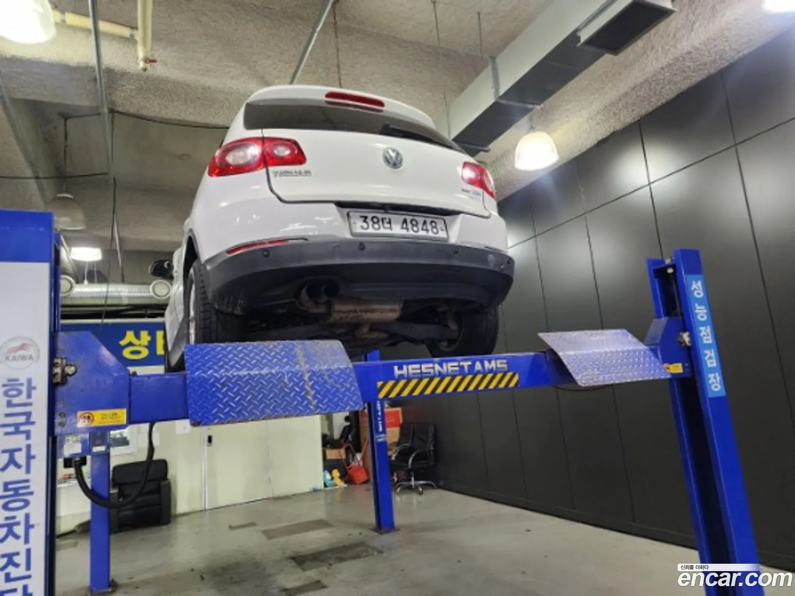 Volkswagen Tiguan 20 Tdi 5N - фотография 17467338