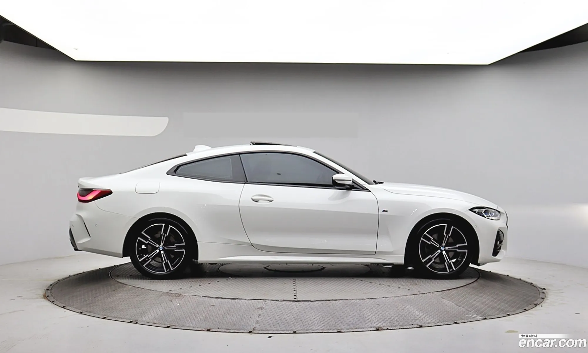 BMW 4 Series G22 420I M Sports Performance Coupe - фотография 8863669