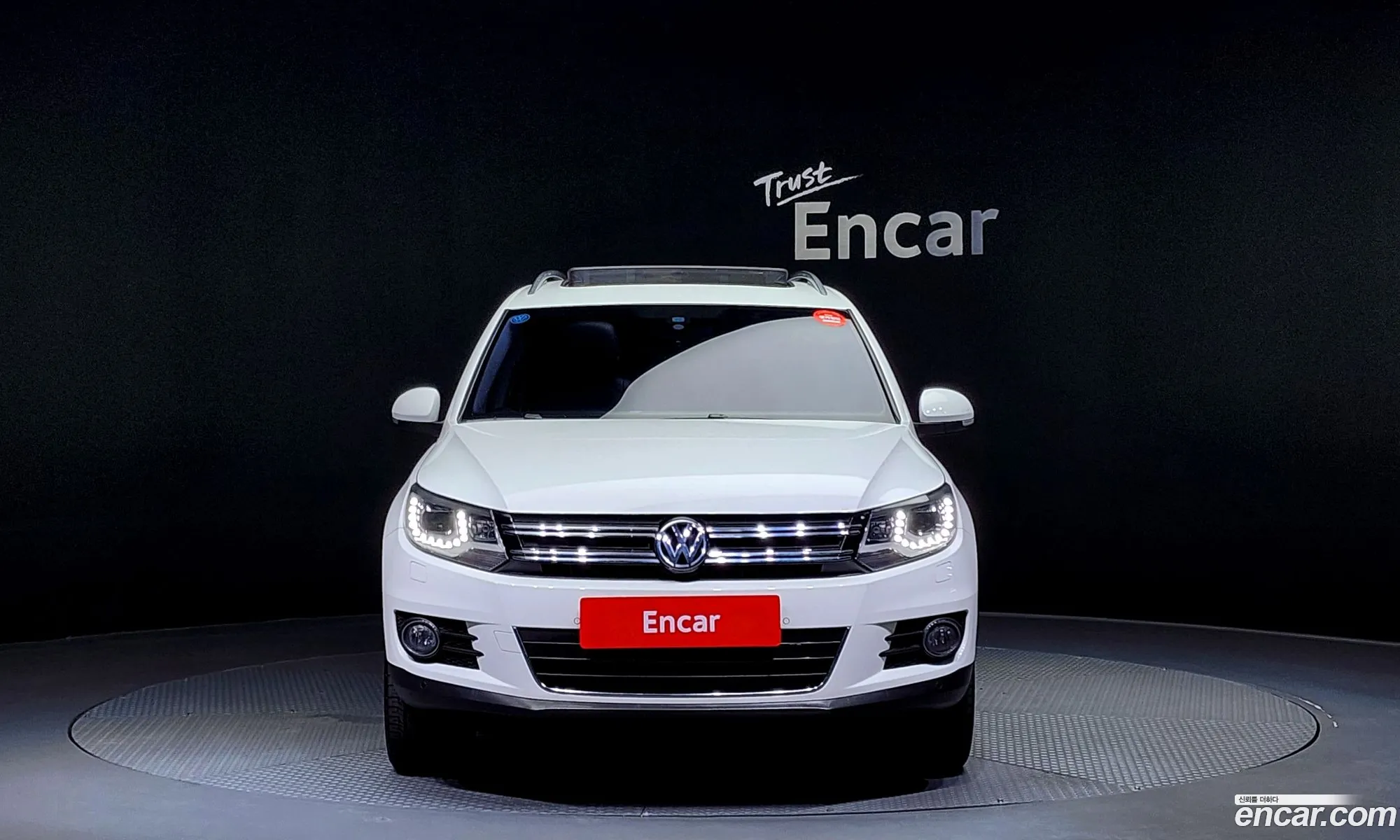 Volkswagen New Tiguan 20 Tdi Premium 5N - фотография 8274821