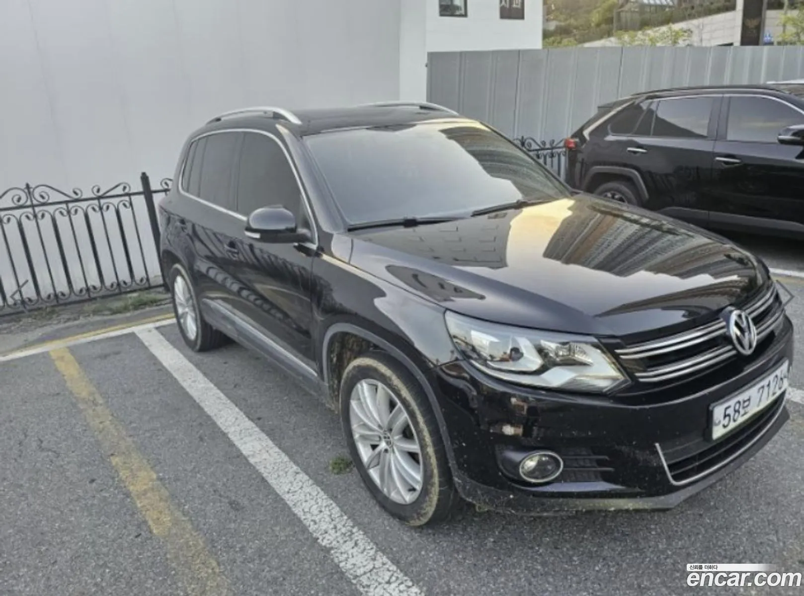 Volkswagen New Tiguan 20 Tdi Premium 5N - фотография 8349342