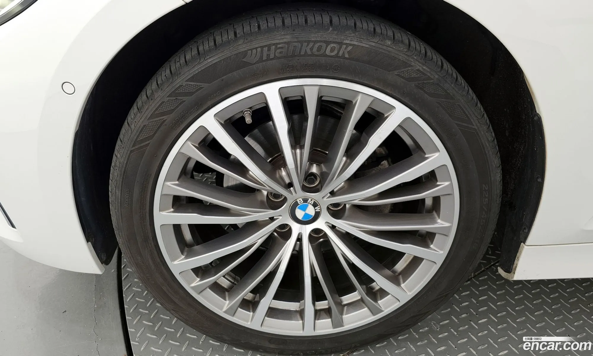 BMW 3 Series G20 320I Luxury - фотография 8309642