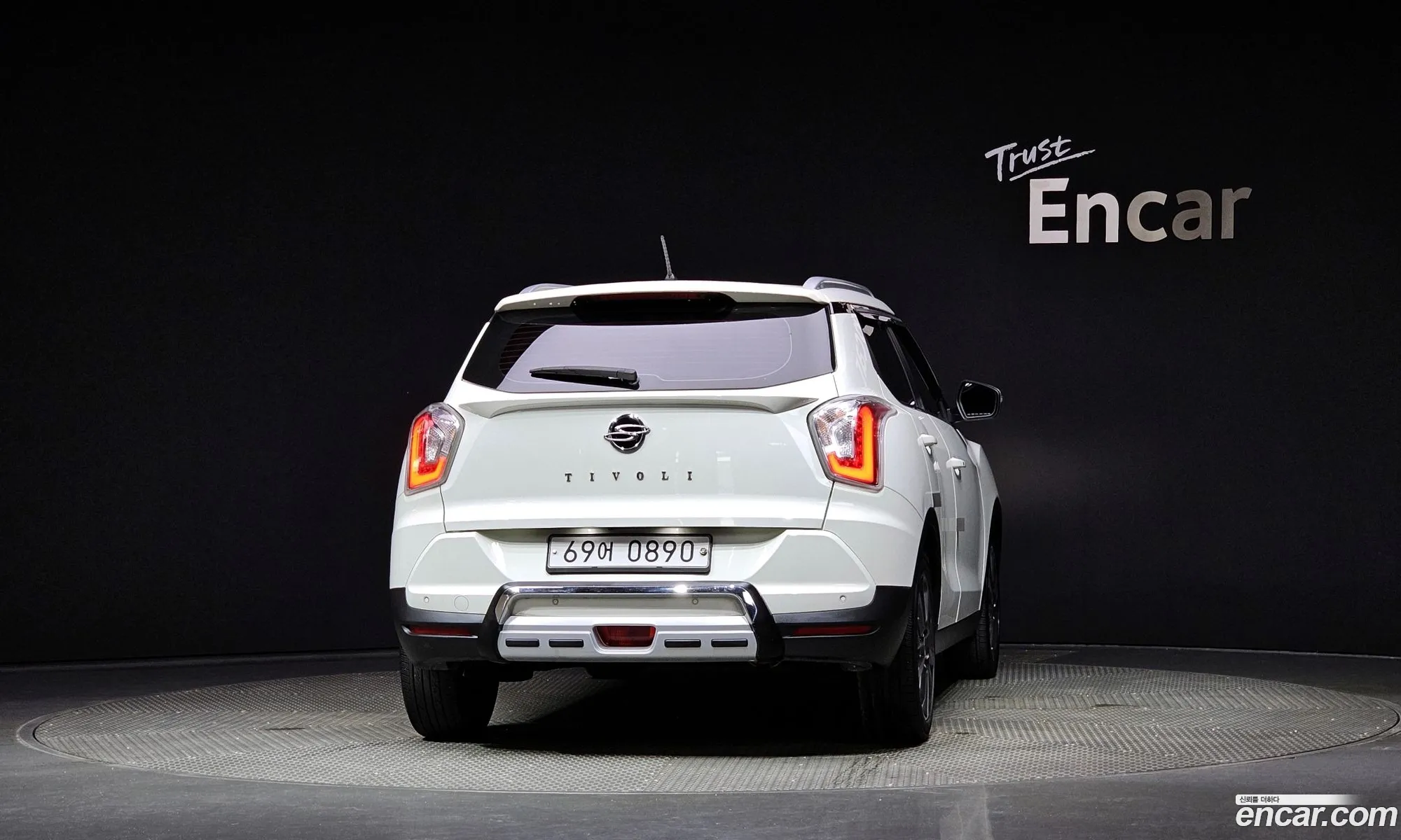 Kg Mobility Ssangyong Tivoli Vx 2Wd - фотография 7661372