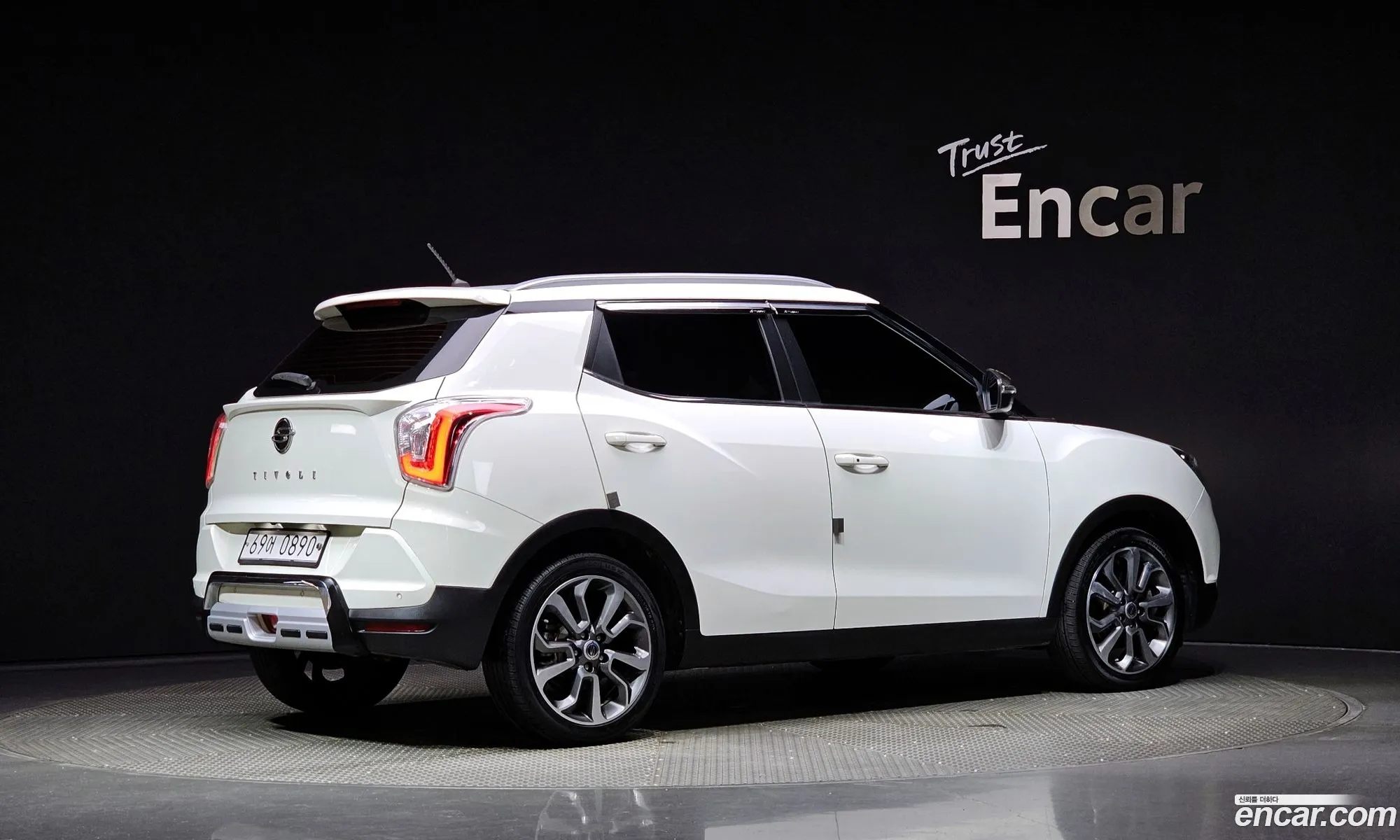 Kg Mobility Ssangyong Tivoli Vx 2Wd - фотография 7661373
