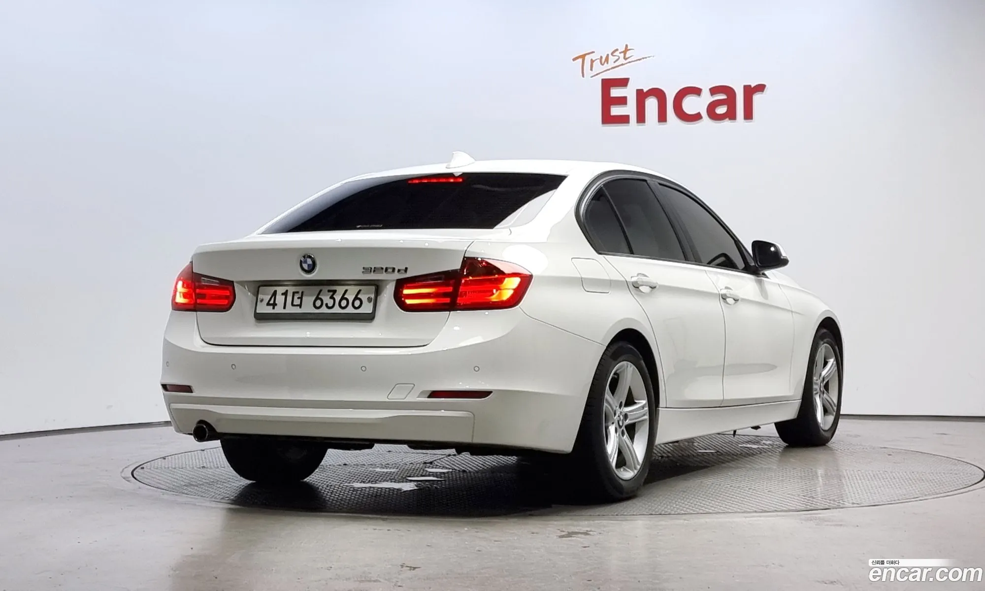 BMW 3 Series F30 320D - фотография 6520195