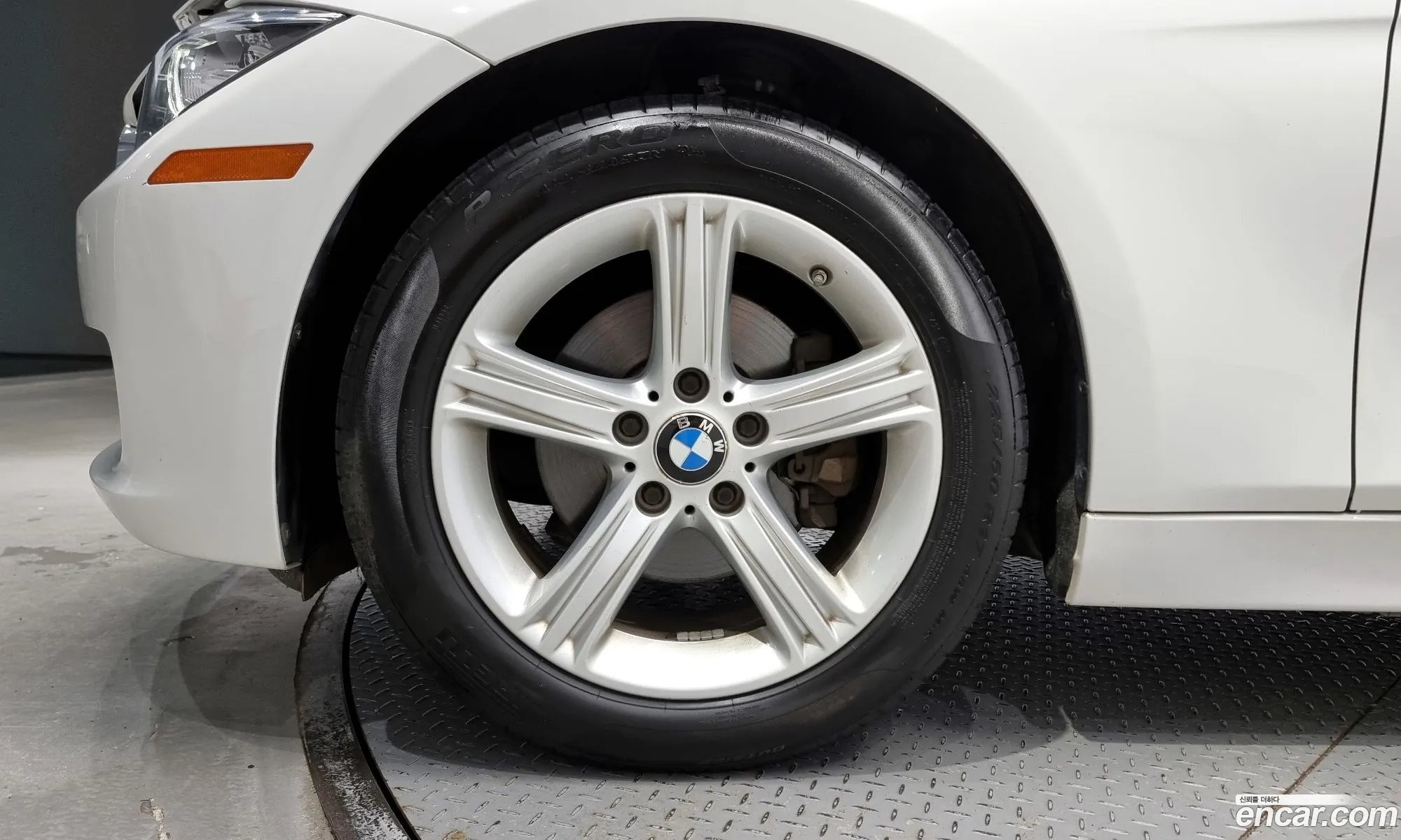 BMW 3 Series F30 320D - фотография 6520198