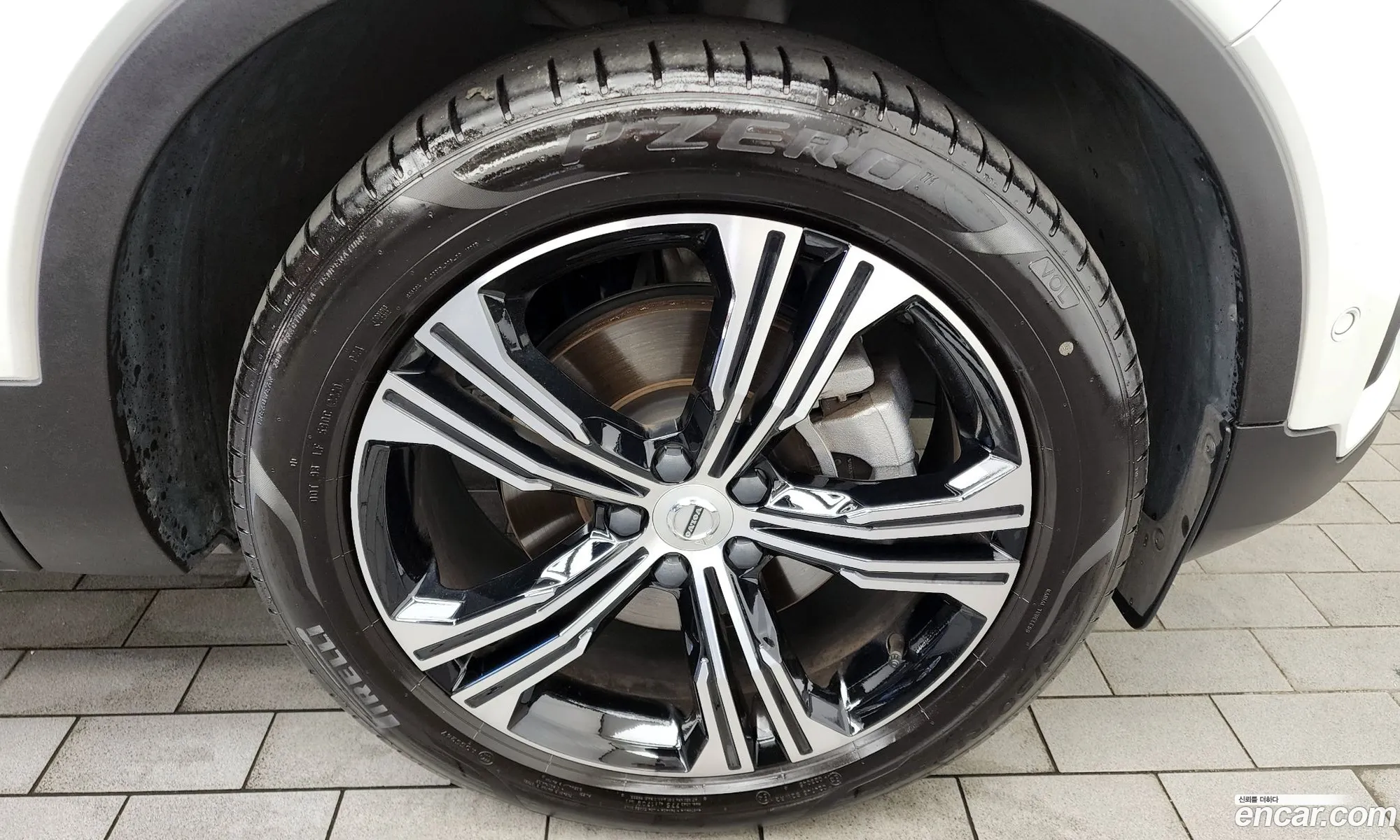 Volvo Xc40 B4 Inscription - фотография 7880655