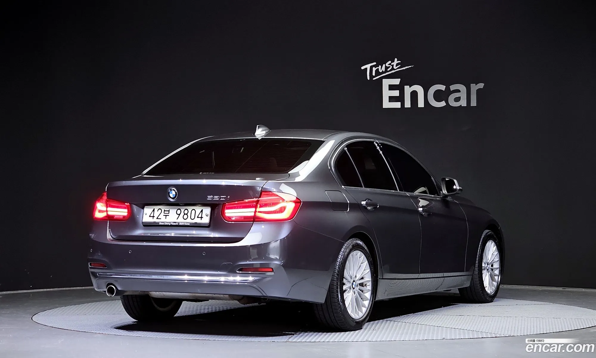 BMW 3 Series F30 320I Luxury - фотография 8309579