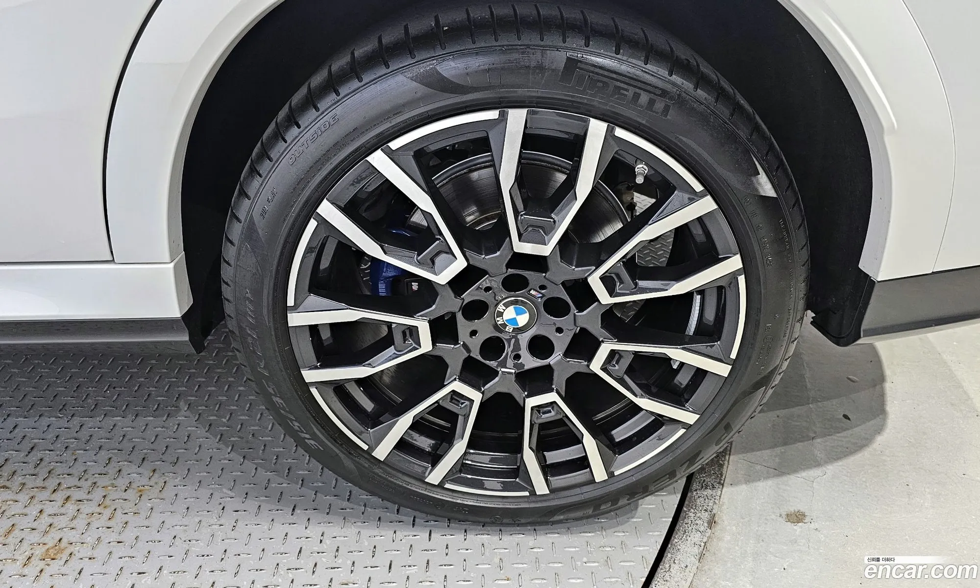 BMW X6 G06 xDrive40I M Sports - фотография 8309594