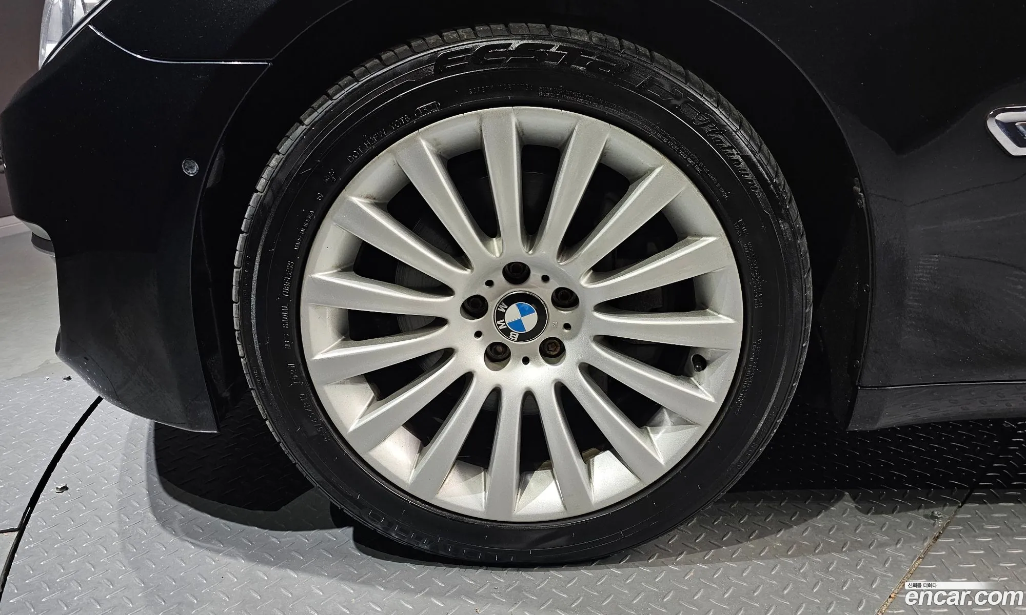 BMW 7 Series F01 730D xDrive - фотография 5512167
