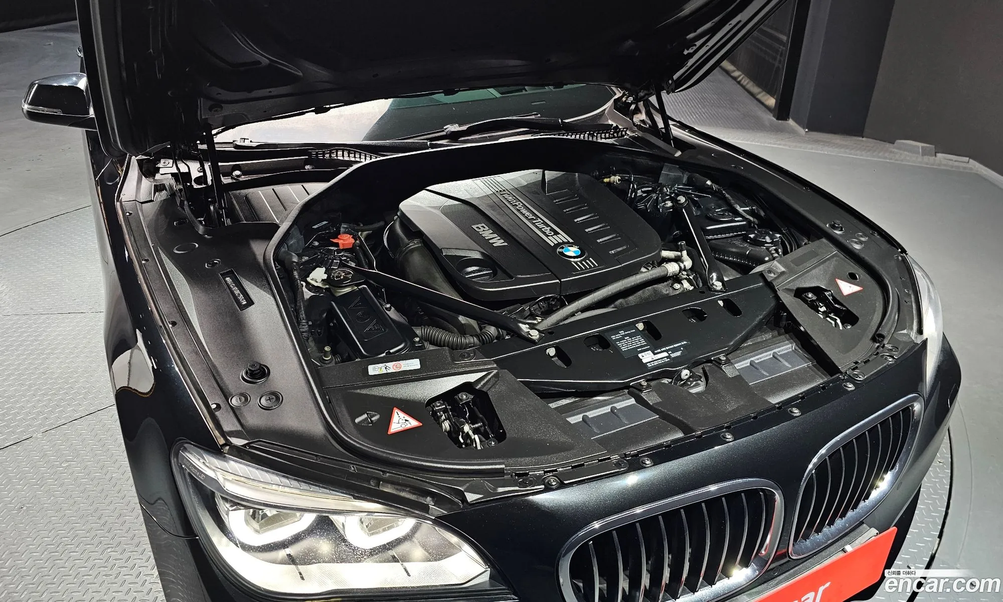 BMW 7 Series F01 730D xDrive - фотография 5512168