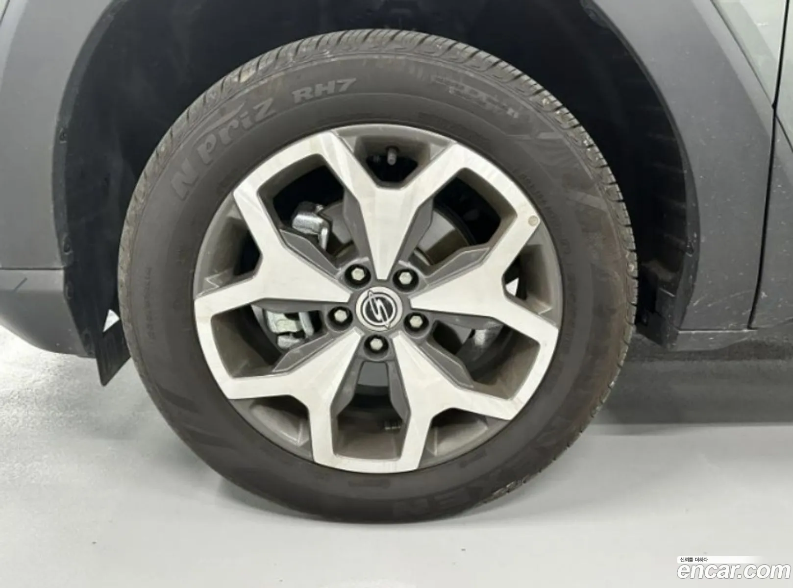 Kg Mobility Ssangyong Torres Gasoline 15 2Wd T5 - фотография 6839017