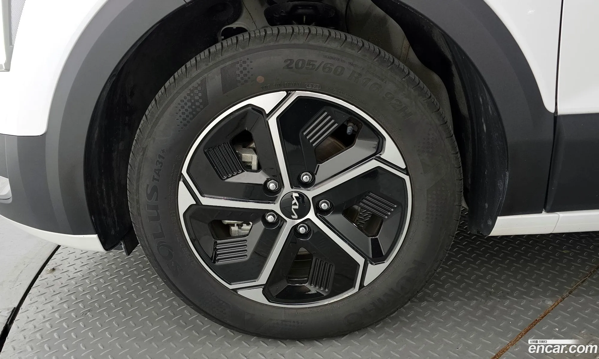Kia The All New Niro Prestige - фотография 14436445