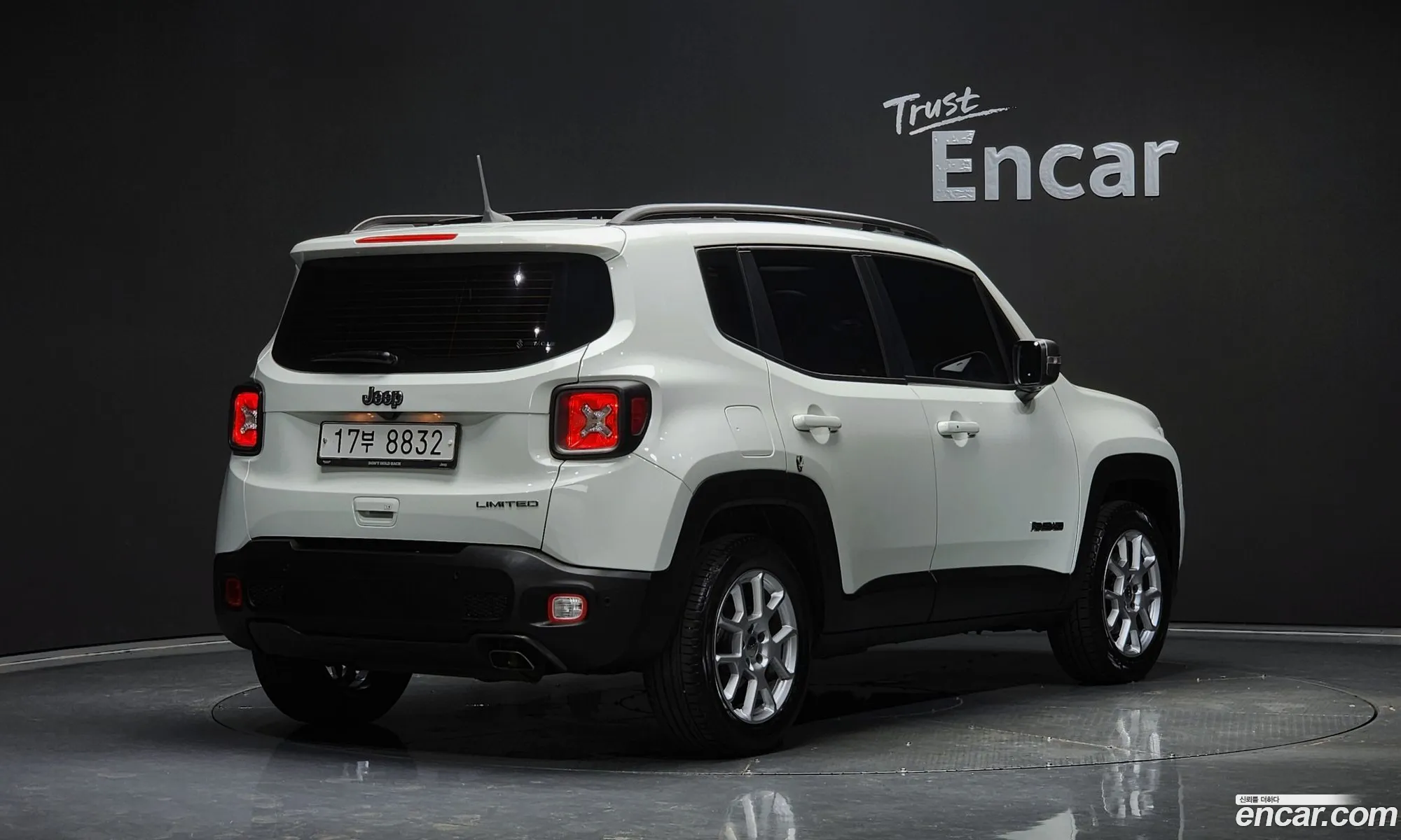 Jeep Renegade 24 Limited - фотография 7330648