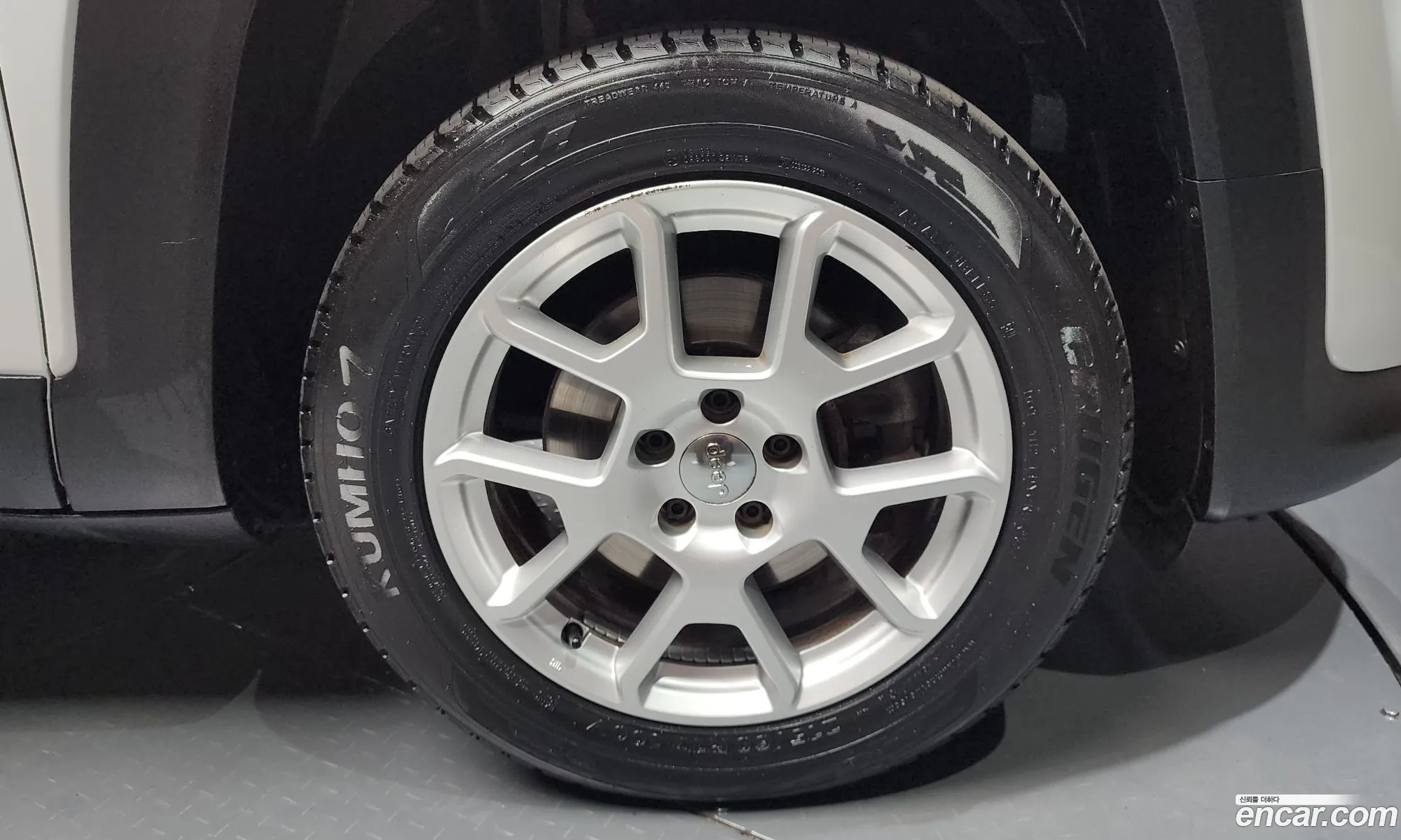 Jeep Renegade 24 Limited - фотография 7330651