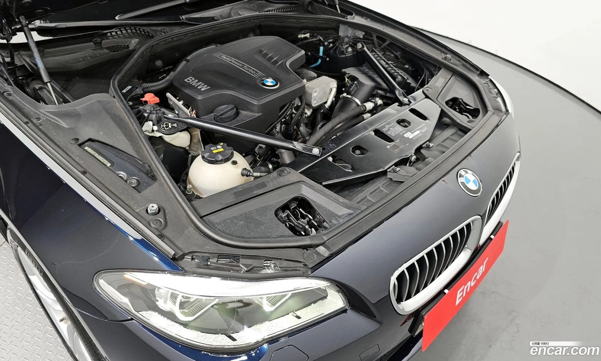 BMW 5 Series F10 528I M Aerodynamic Special Edition - фотография 7016540