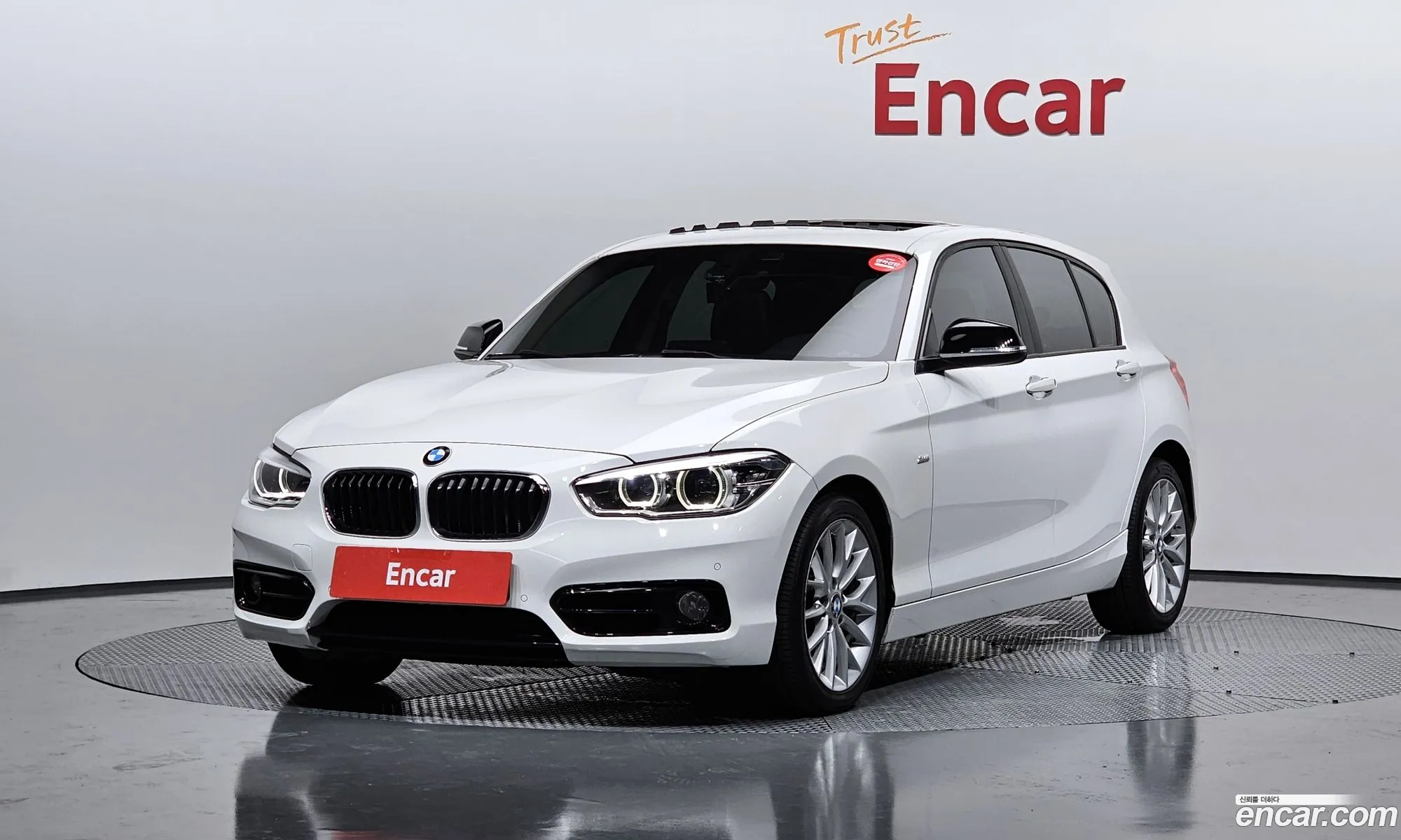 BMW 1 Series F20 118D Sports 5-Door - фотография 8280565