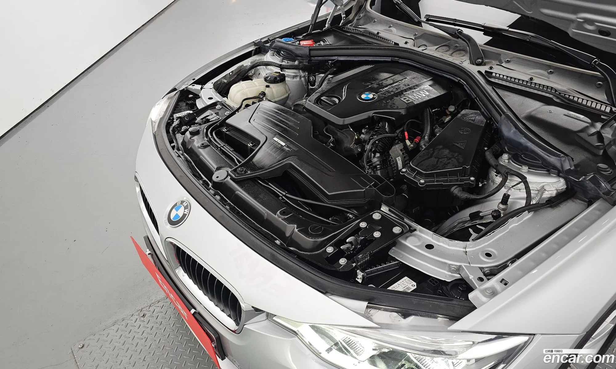 BMW 3 Series F30 320D - фотография 8535875