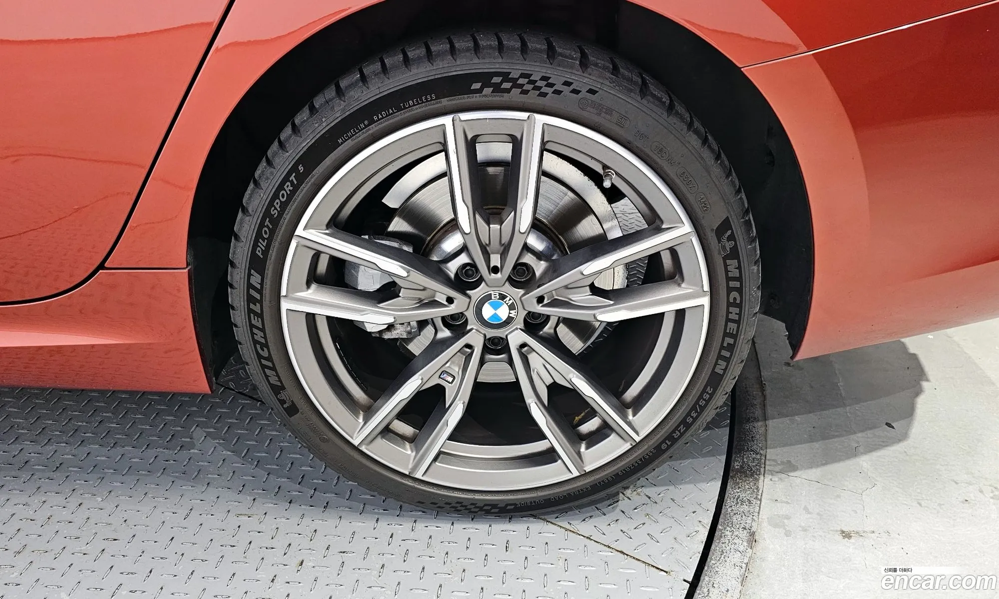 BMW 3 Series G20 330E M Sports - фотография 8486229