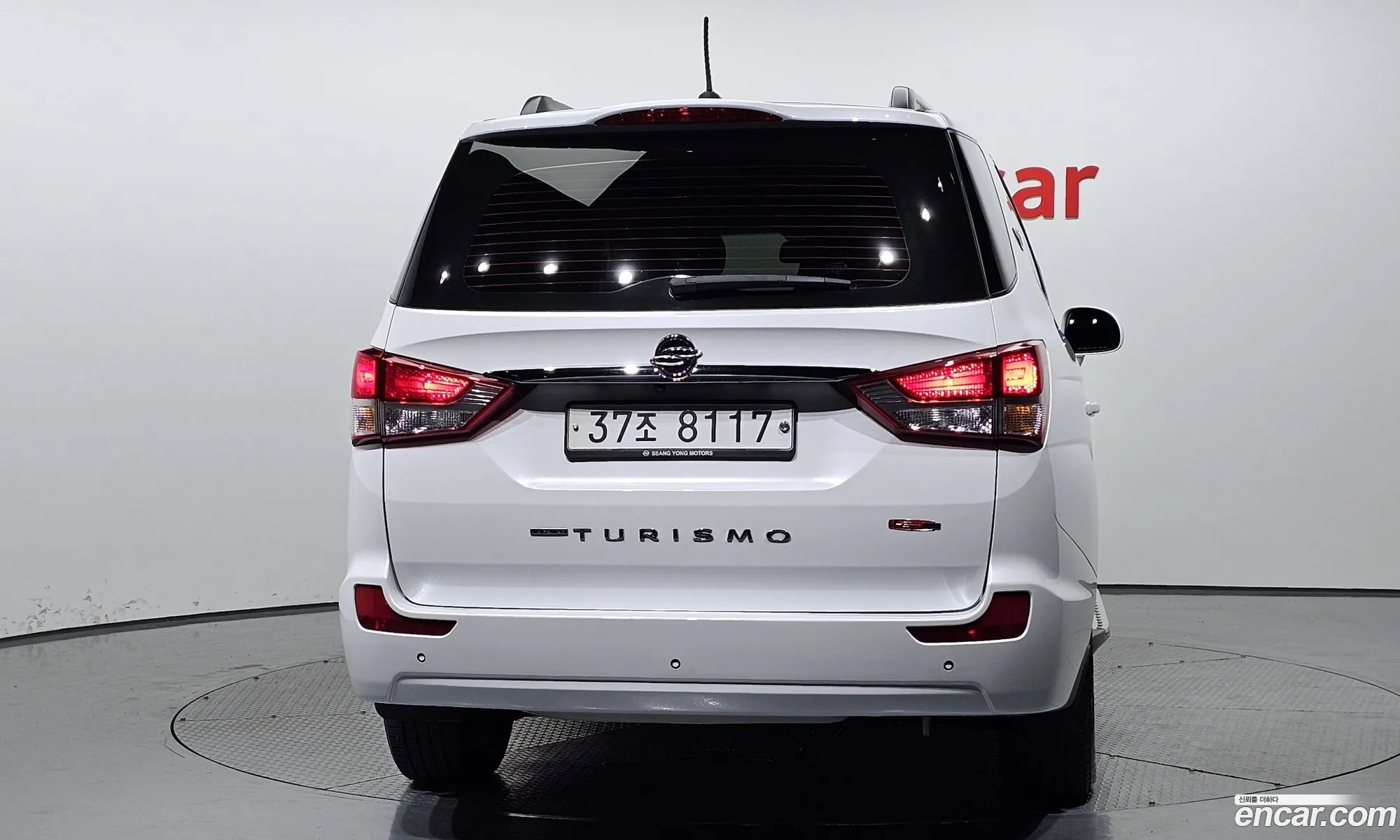 Kg Mobility Ssangyong Korando Turismo 4Wd Rx 9-Seater - фотография 7497434