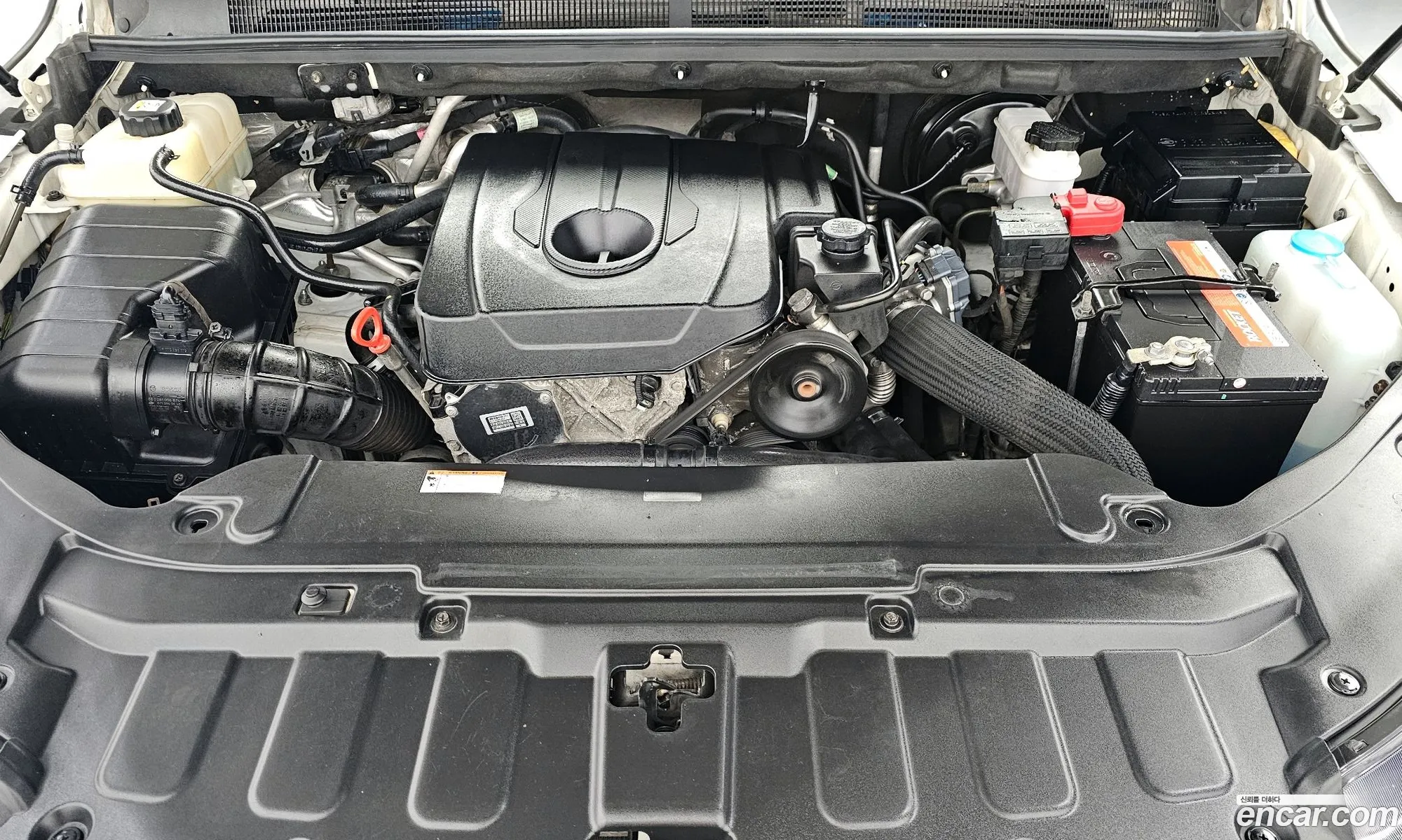 Kg Mobility Ssangyong Korando Turismo 4Wd Rx 9-Seater - фотография 7497436