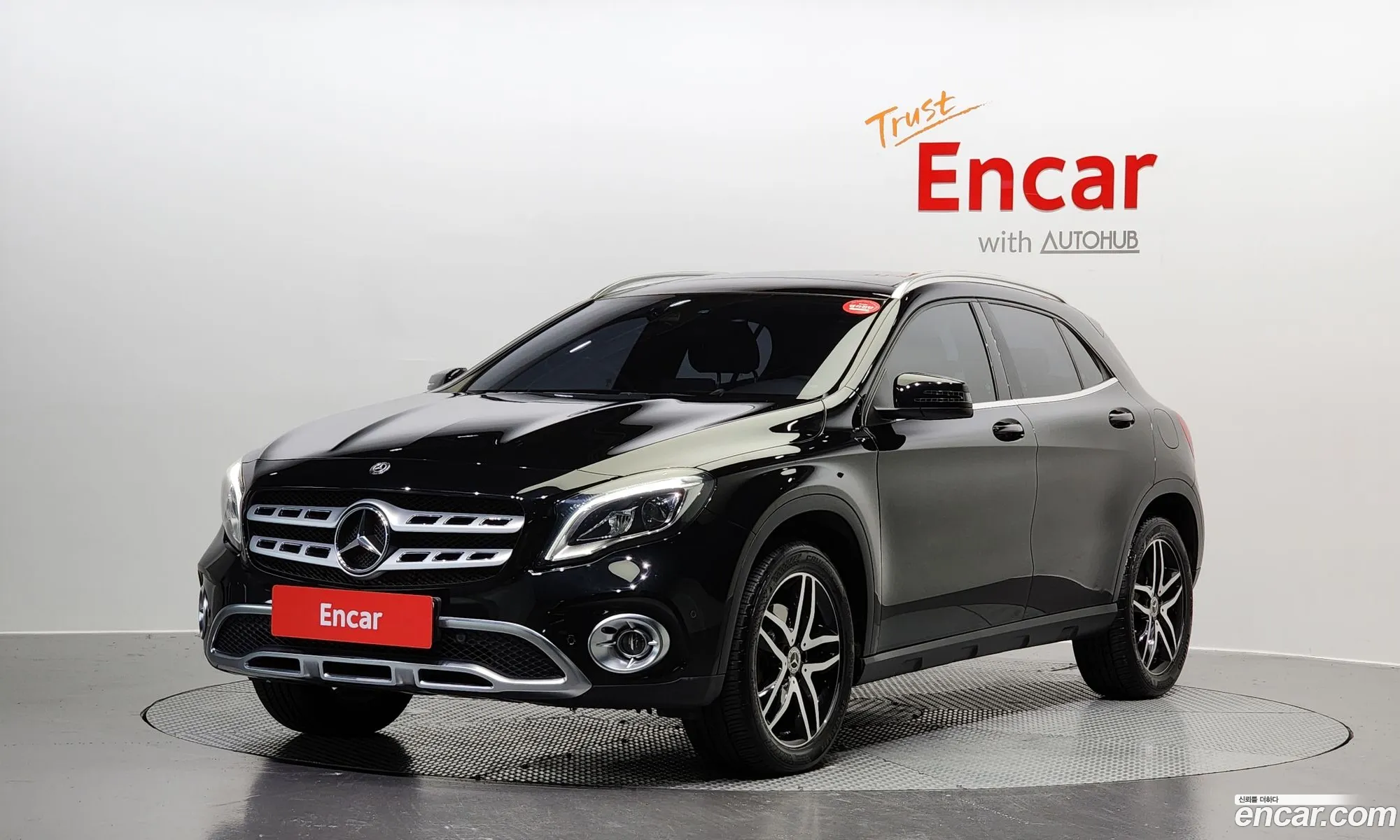 Mercedes Gla-Class X156 Gla220 Premium - фотография 19765840