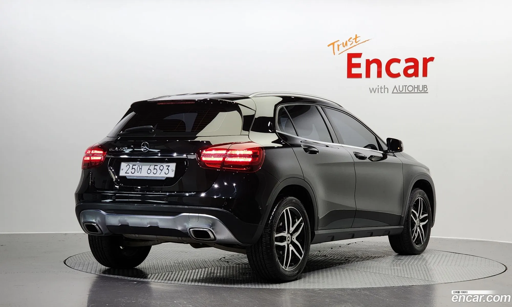 Mercedes Gla-Class X156 Gla220 Premium - фотография 19765841