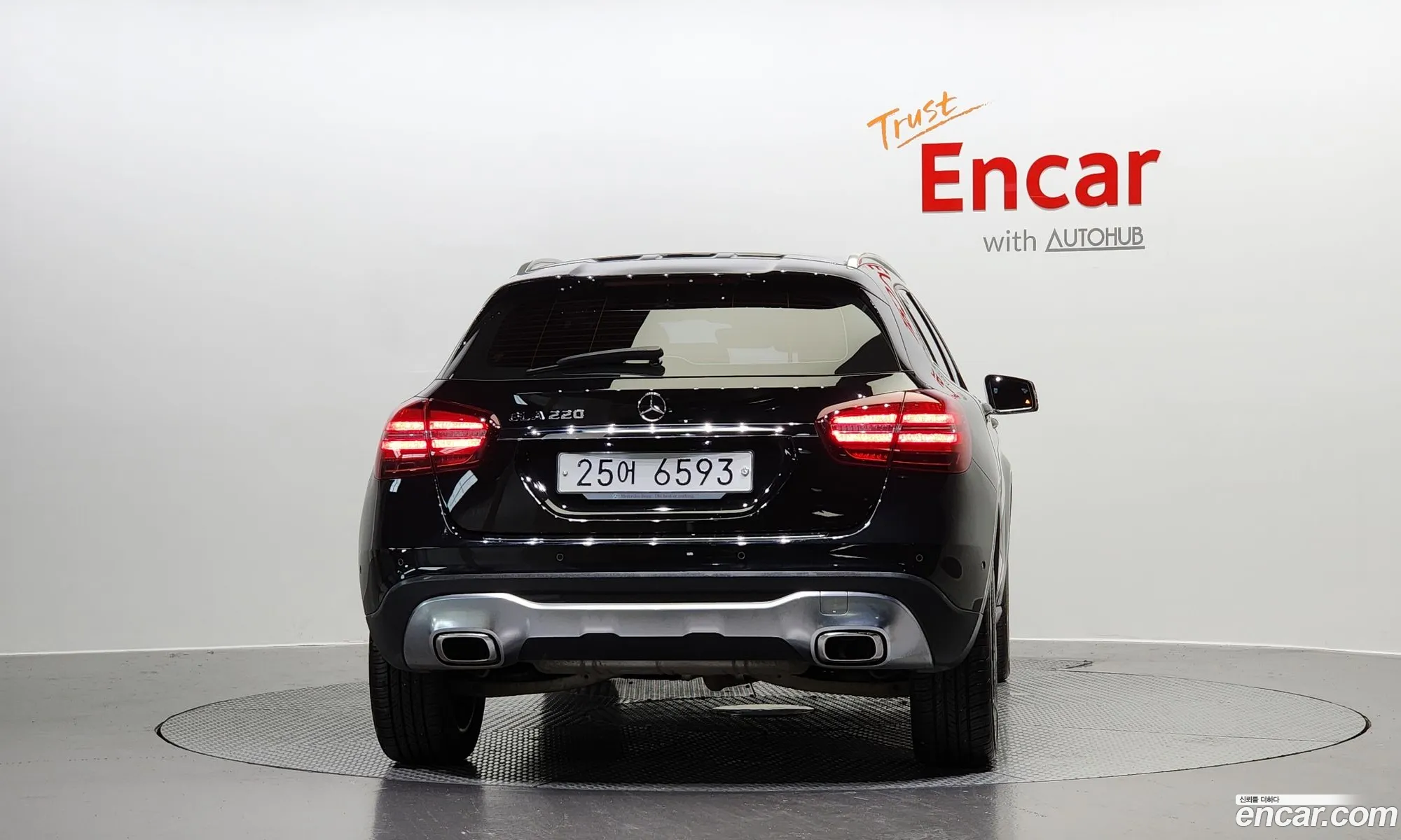Mercedes Gla-Class X156 Gla220 Premium - фотография 19765843
