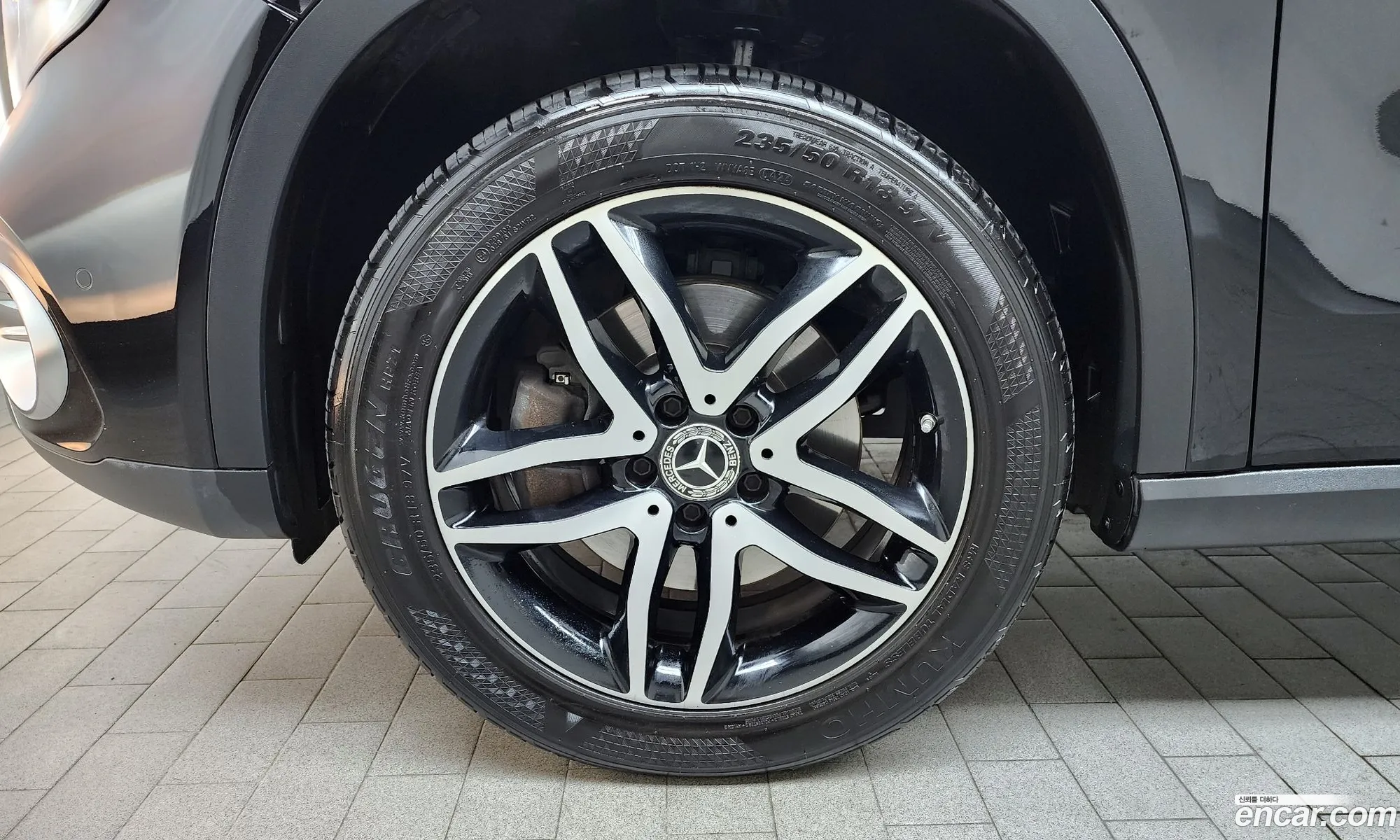 Mercedes Gla-Class X156 Gla220 Premium - фотография 19765844