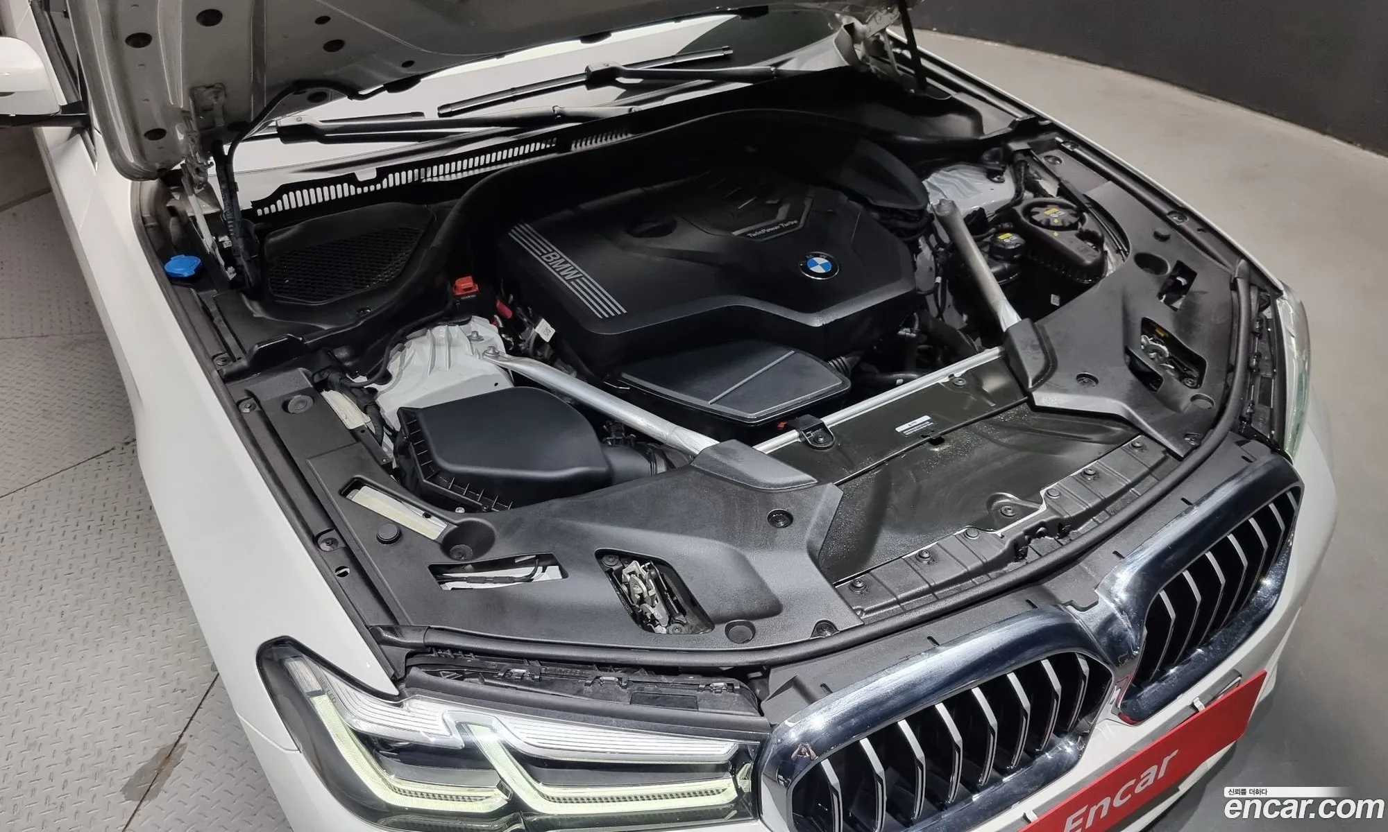 BMW 5 Series G30 520I M Sports - фотография 12523924