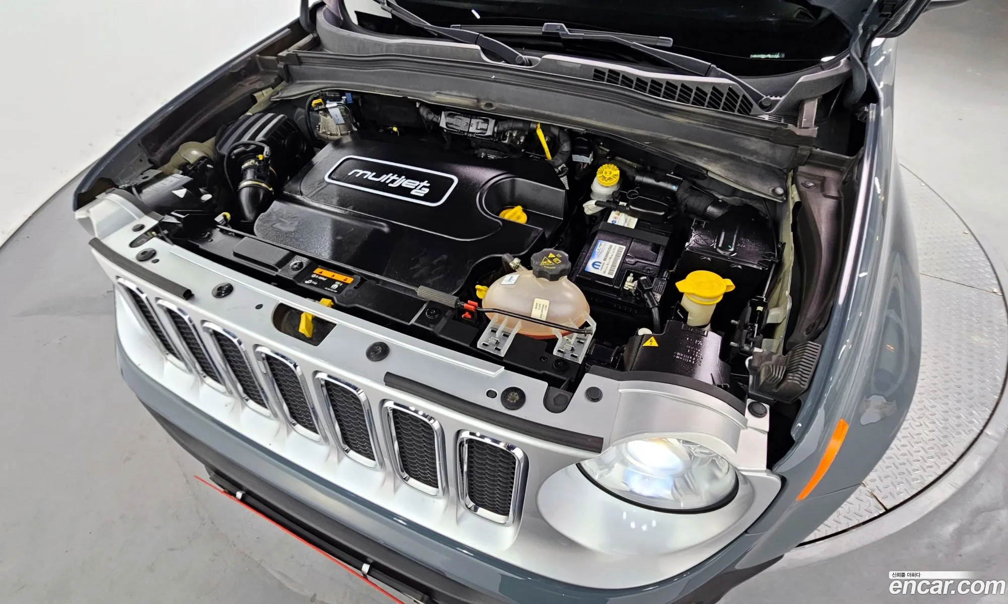 Jeep Renegade 20 Diesel Limited Awd - фотография 4597704