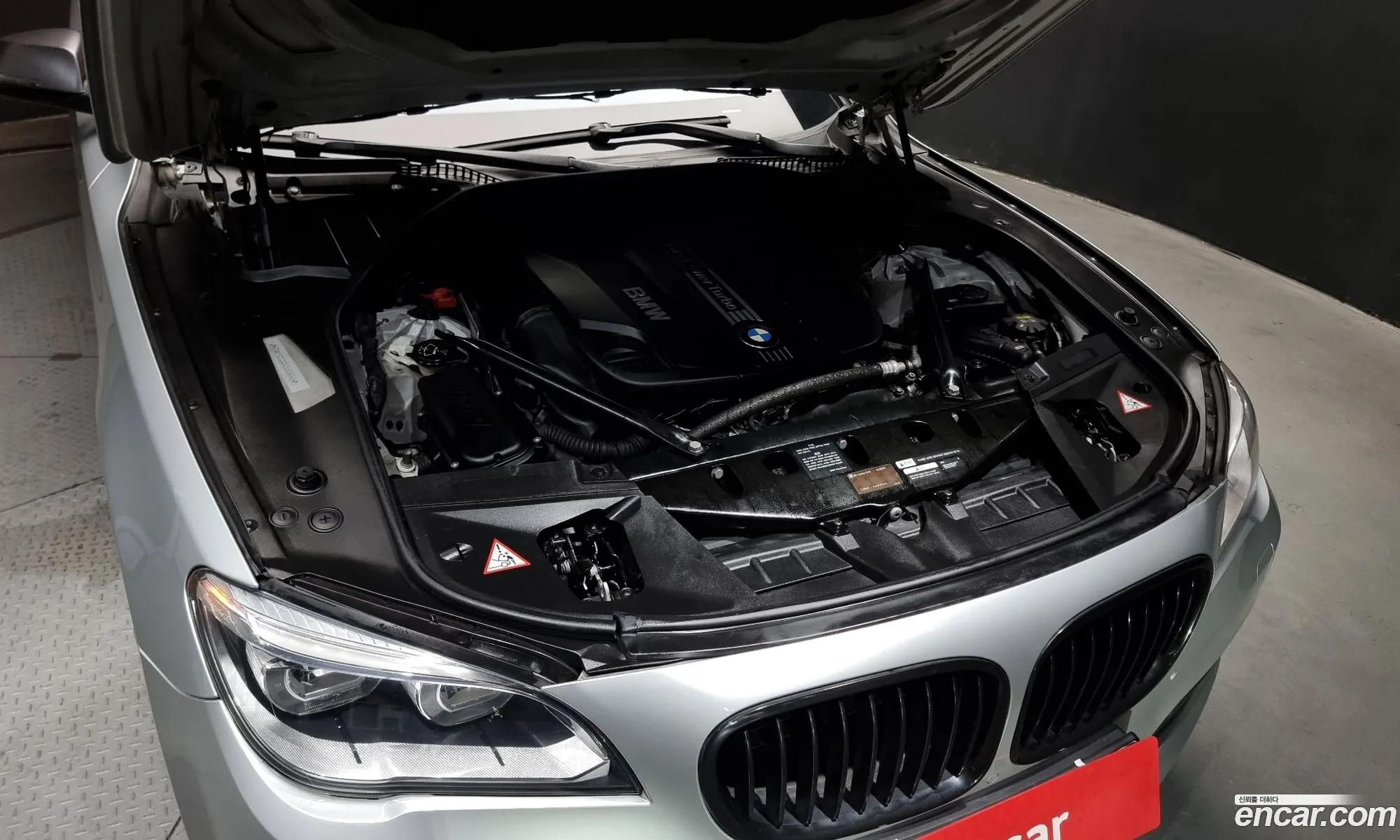 BMW 7 Series F01 740D xDrive Individual - фотография 5180394