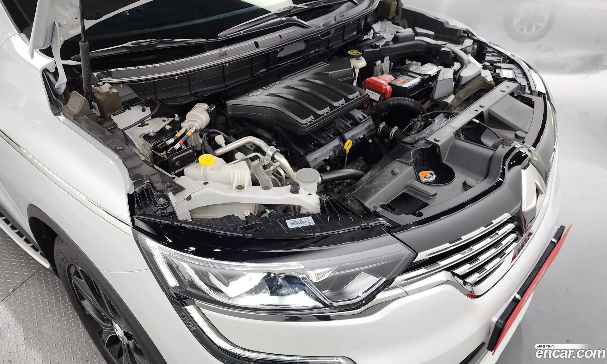 Renault Korea Samsung The New Qm6 20 Lpe Re Signature 2Wd - фотография 7580130