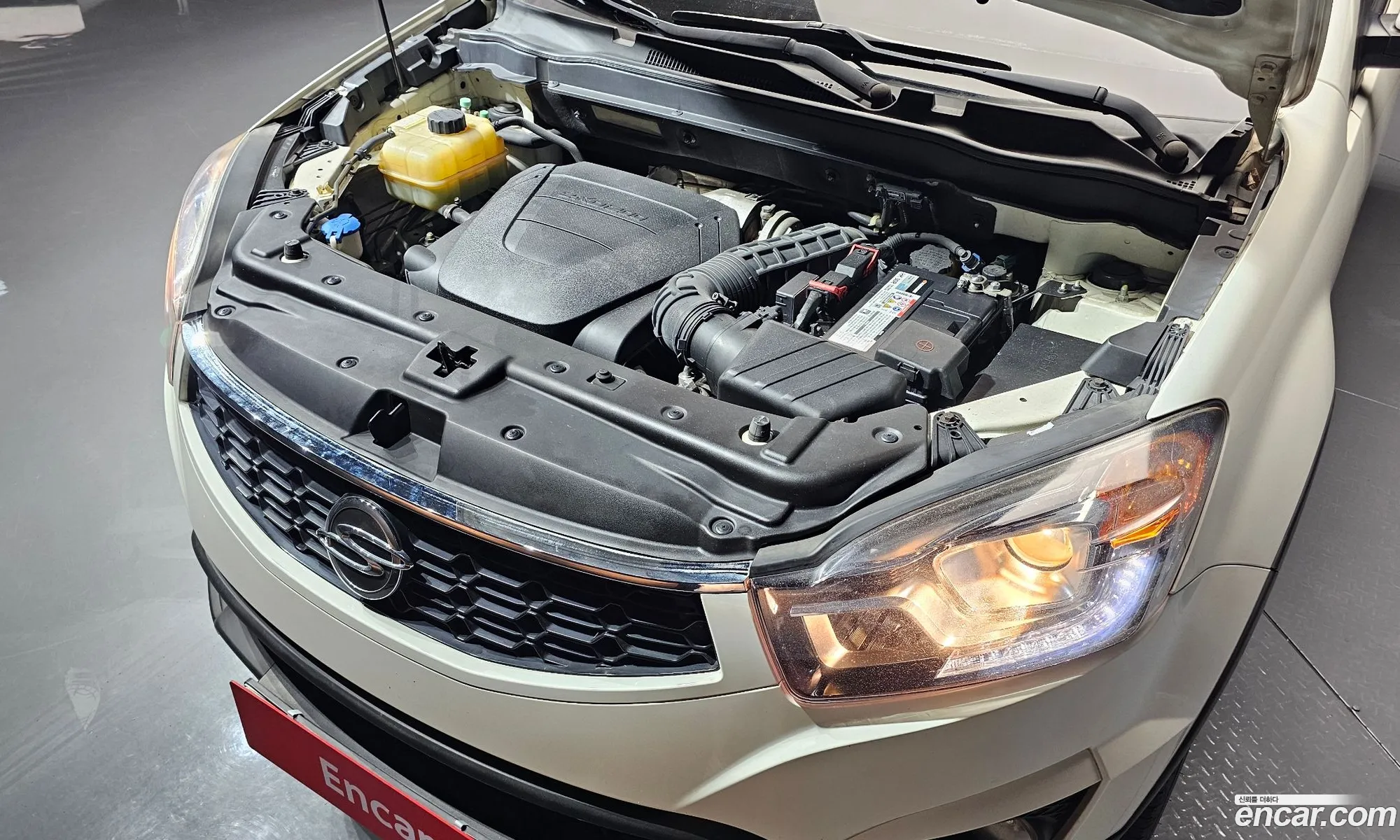 Kg Mobility Ssangyong New Korando C 20 Cvt 2Wd High-End Model - фотография 7661351