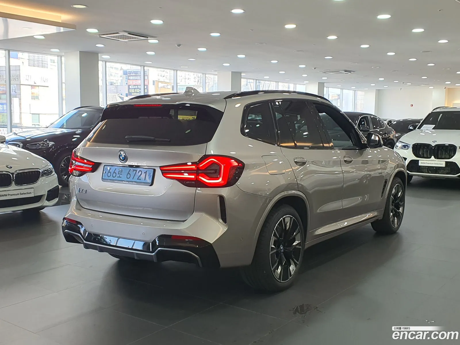 BMW Ix3 M Sport - фотография 6741383